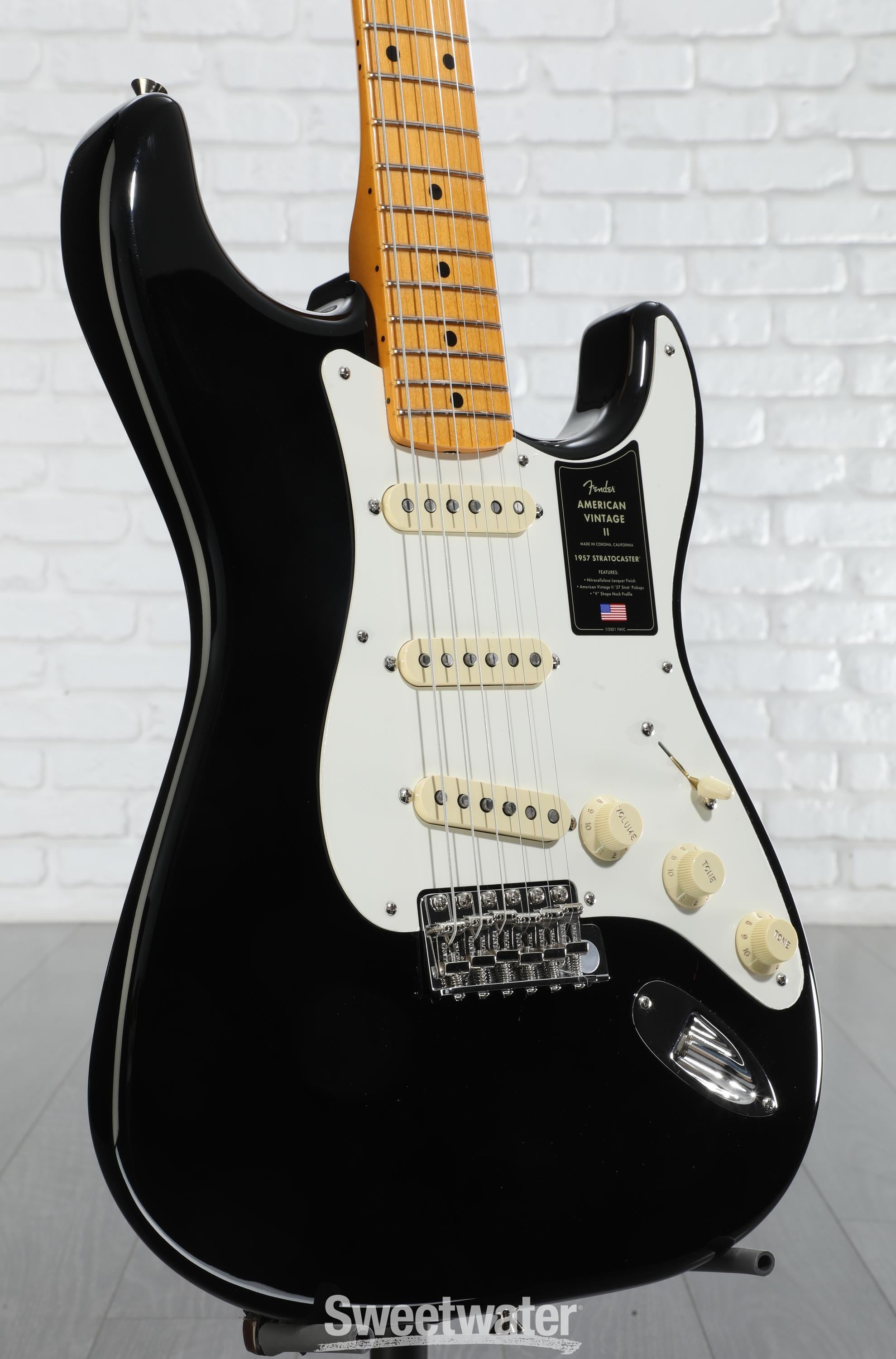 ギター Fender 57 stratocaster American Vintage Fender American Vintage II 1957 Stratocaster Electric Guitar