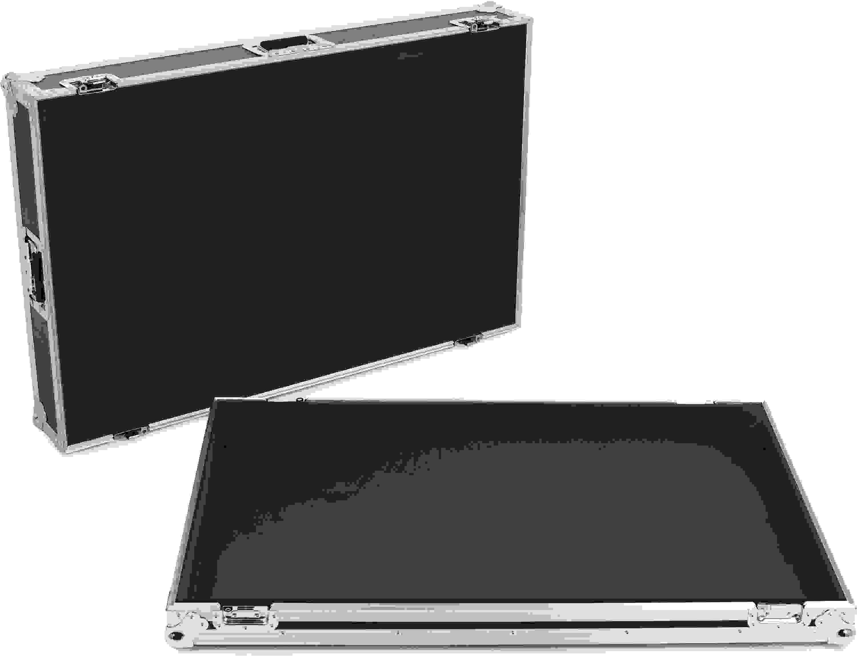 Odyssey FZMGP32XW - MGP32X Mixing Console Case with Wheels