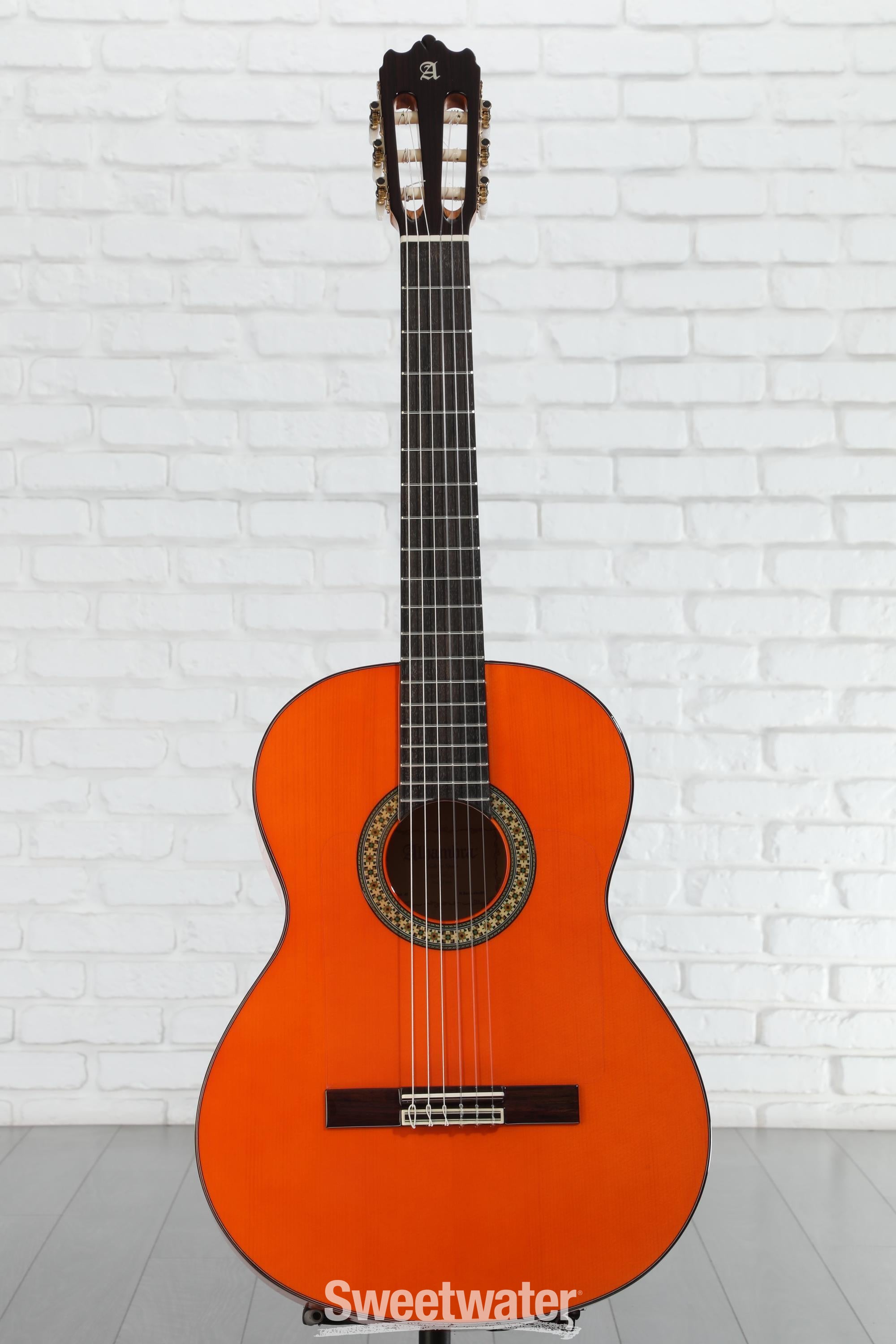 Alhambra 4F Conservatory Nylon-string Classical Guitar
