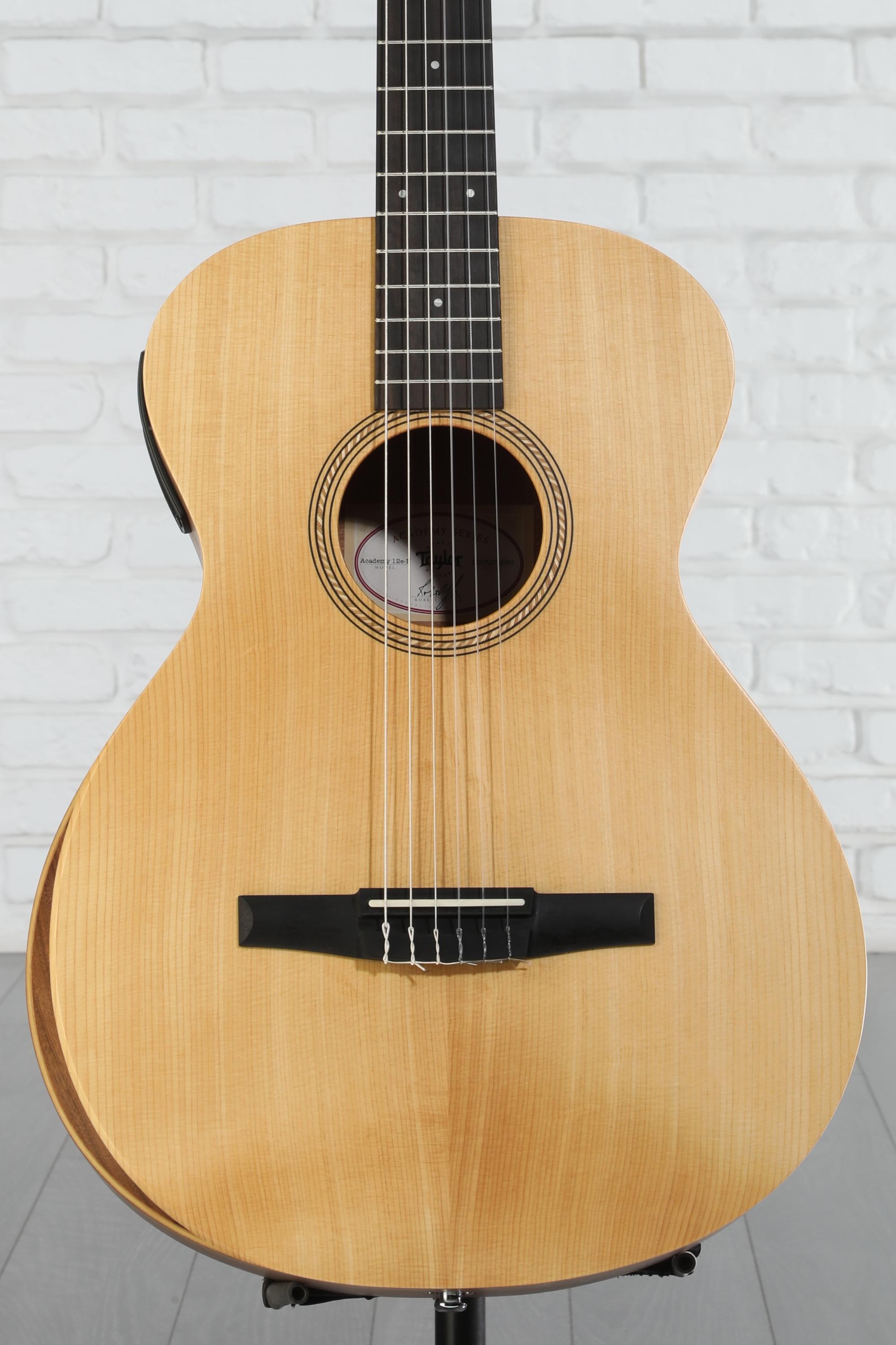 Taylor Academy 12e-N Nylon-string Acoustic-electric Guitar