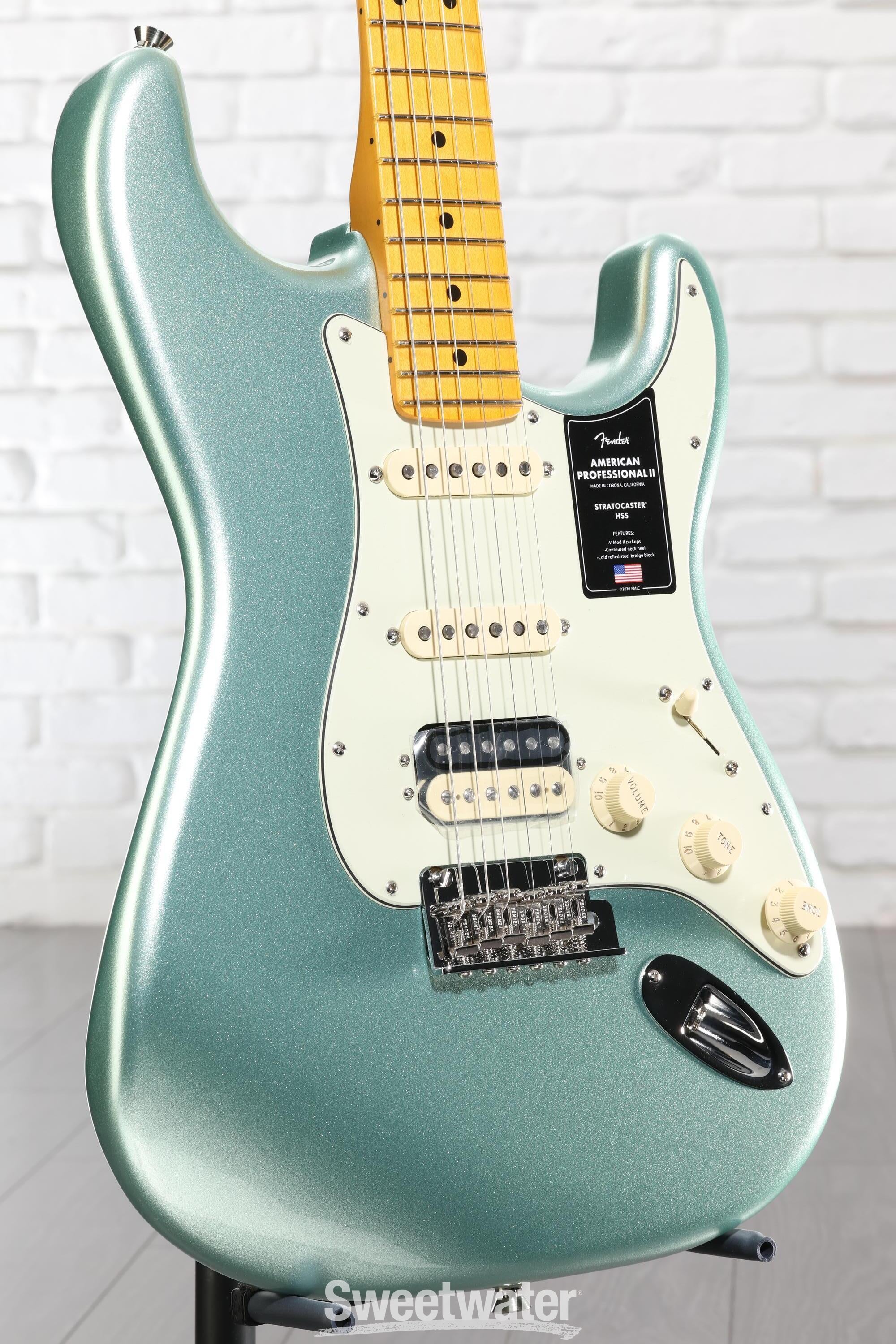 Fender American Professional II Stratocaster HSS - Mystic Surf