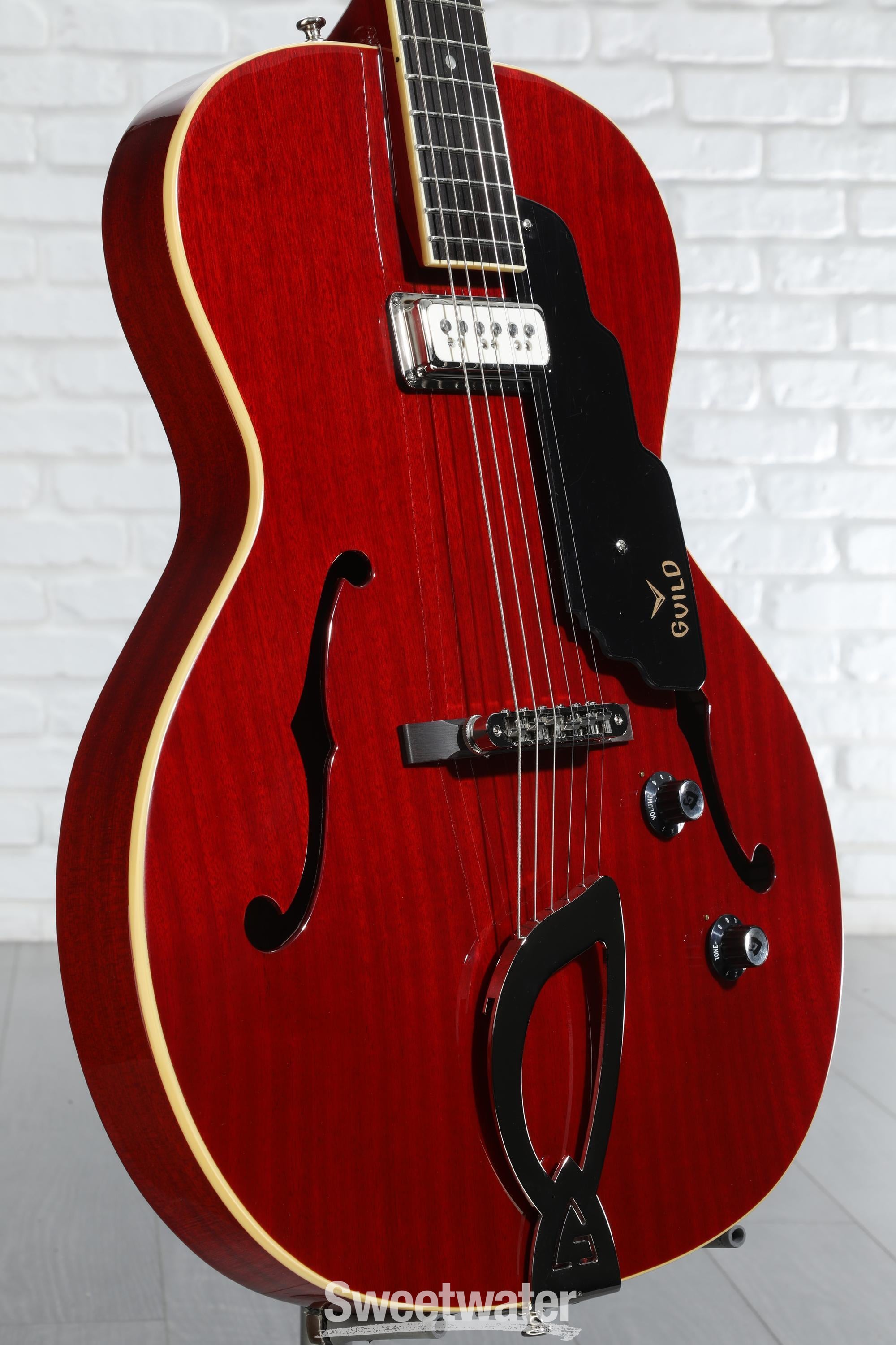 Guild T-50 Slim Dynasonic Hollowbody Guitar - Cherry