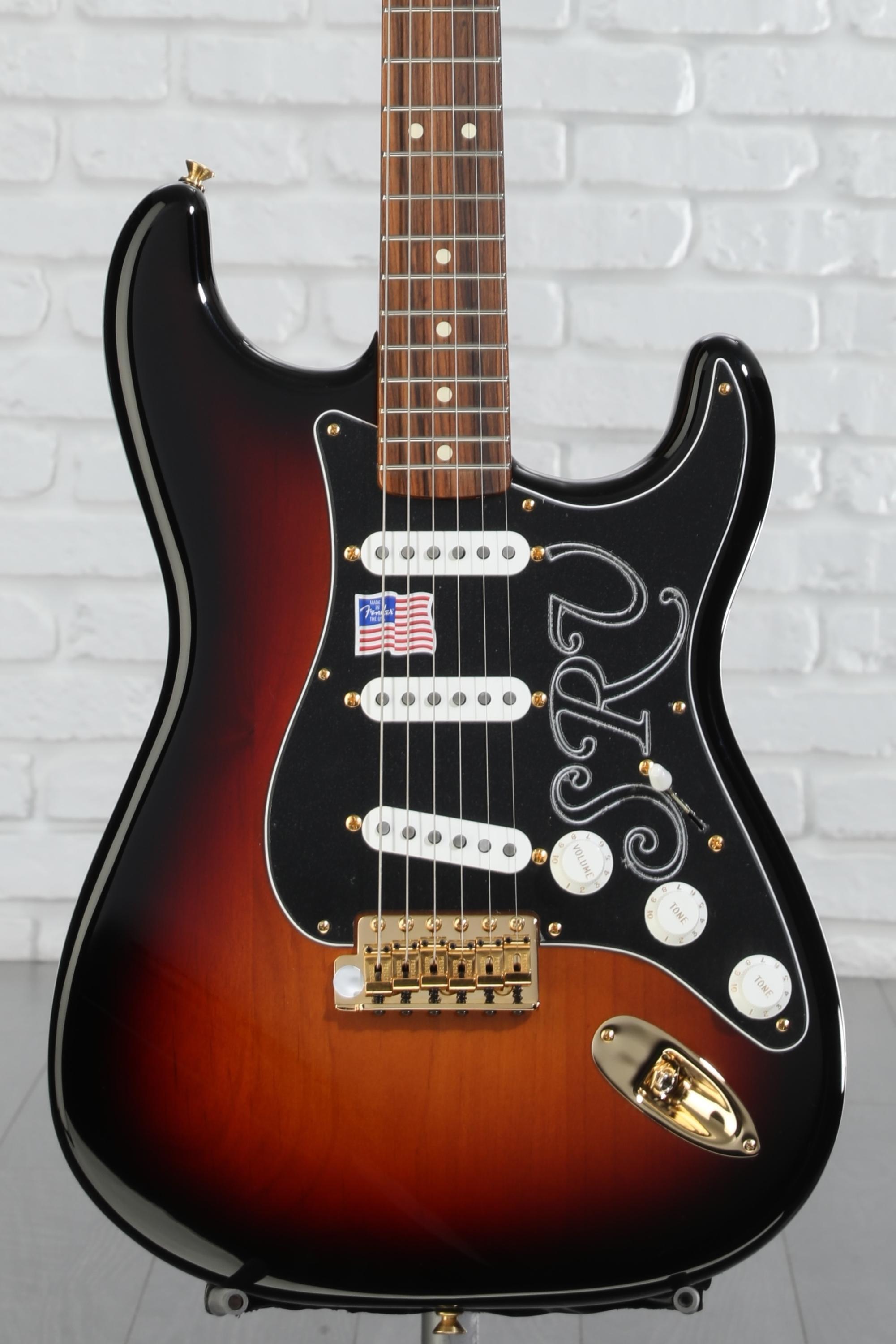 お得セット Fender Stevie Ray Vaughan Stratocaster - 3-color Sunburst ギター