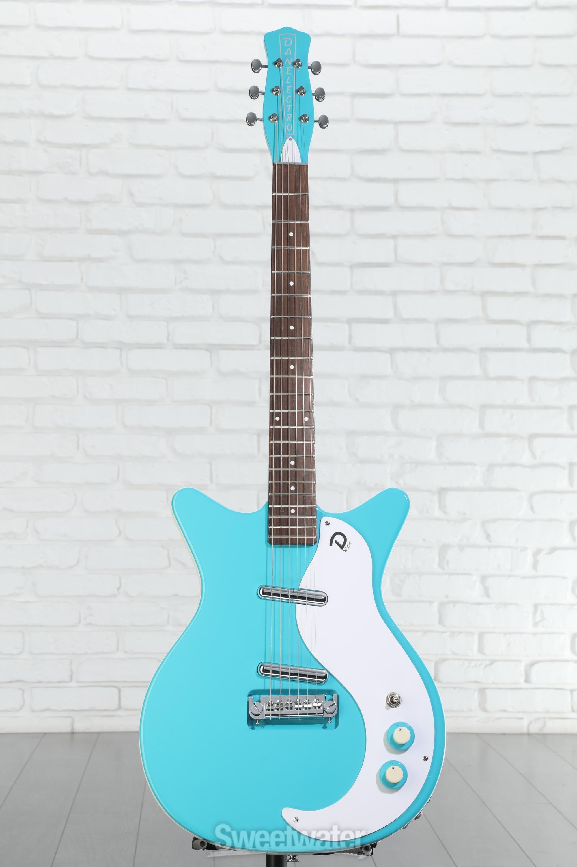 Danelectro '59M NOS+ Electric Guitar - Baby Blue
