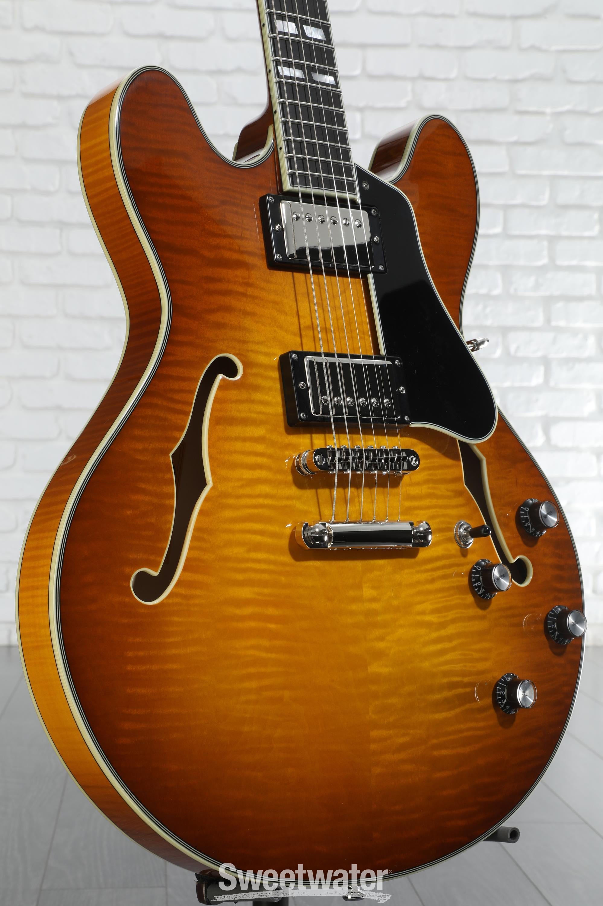 Eastman Guitars T486-GB Thinline Semi-hollowbody Electric
