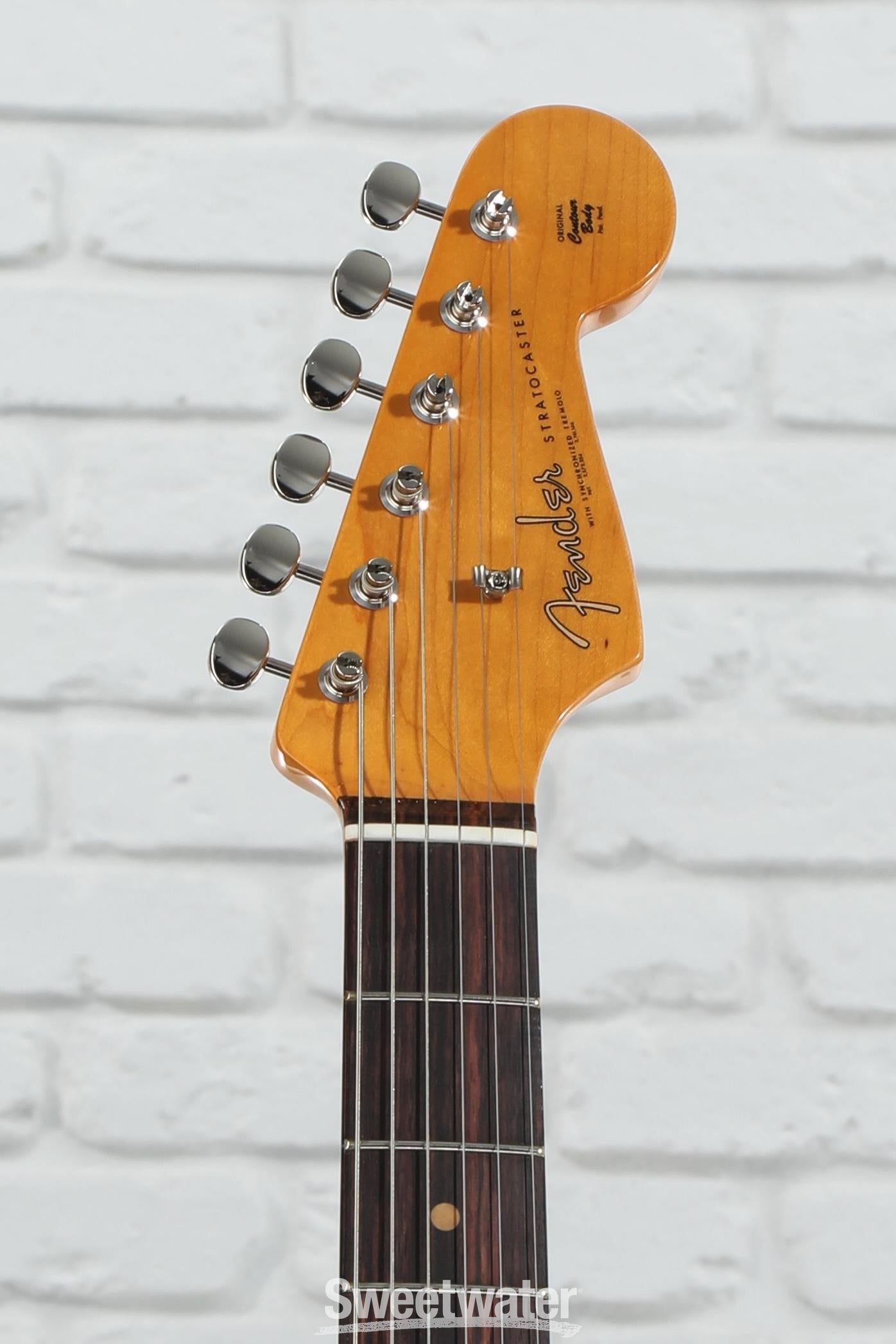 American vintageストラトキャスター/fiesta red 最終 Fender American Vintage II 1961 Stratocaster Electric Guitar