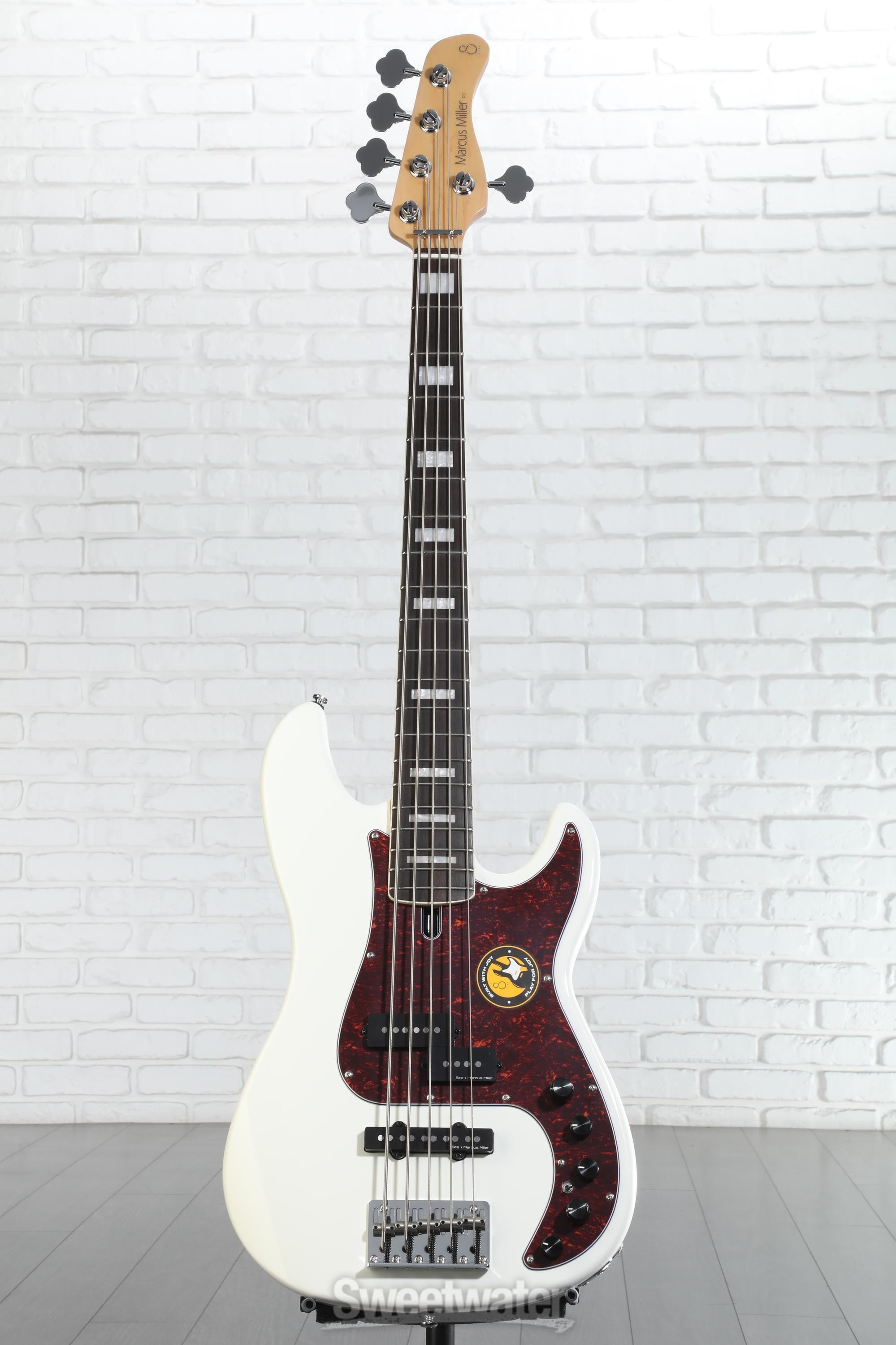 【10600】 sire Marcus Miller P7 Alder 5st Sire Marcus Miller P7 Alder 5-String Bass | Music & Arts
