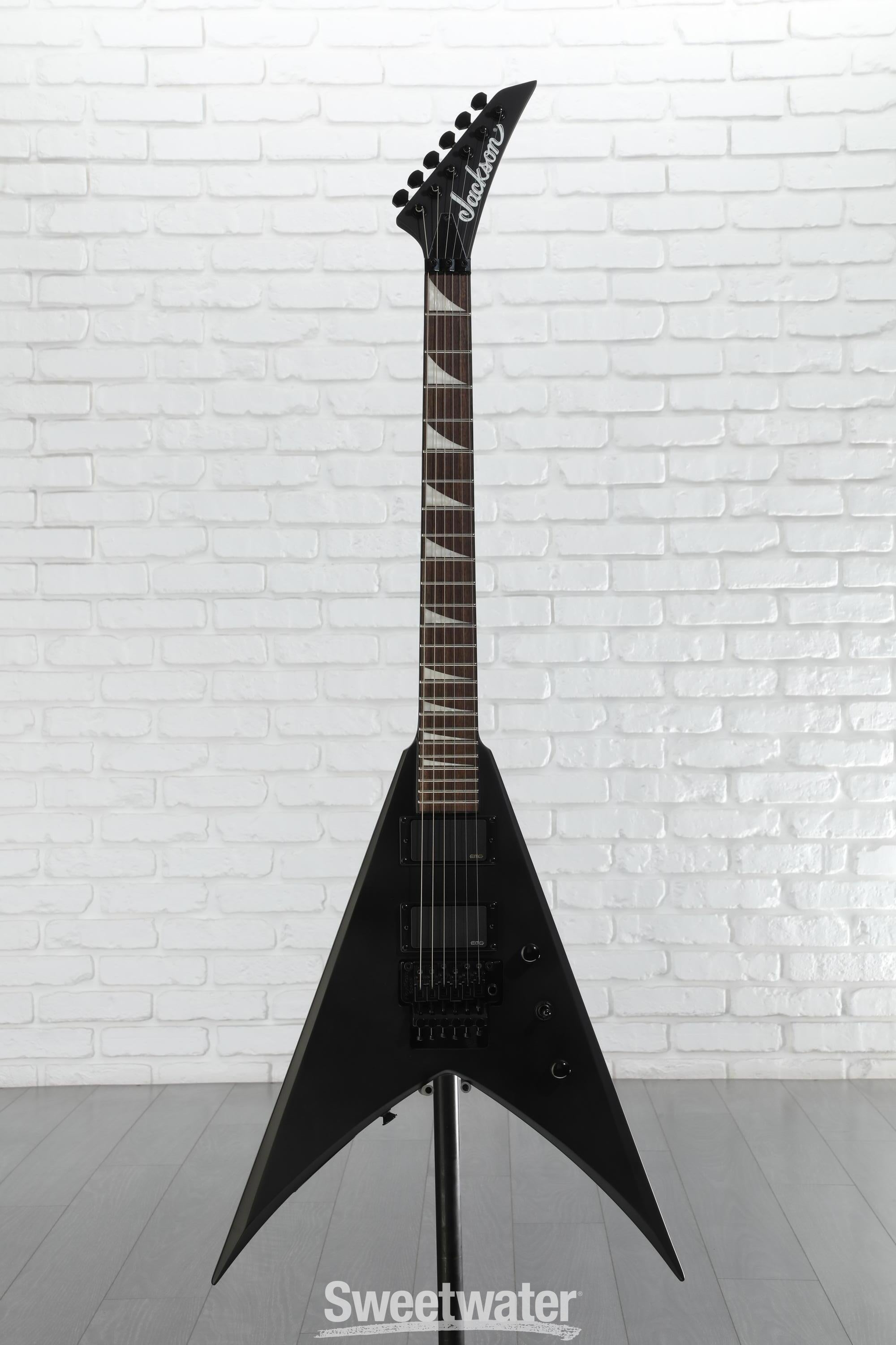 キング・オブ・Vシェイプ・ギター Jackson King V Review (KVXMG) | Electric Herald