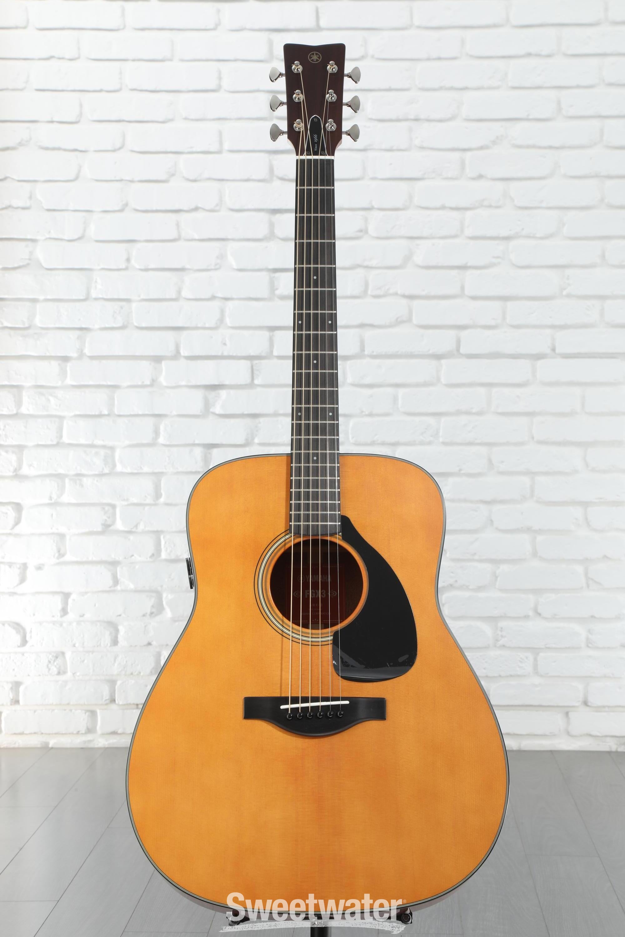 Yamaha Red Label FGX3 Acoustic Guitar - Natural | Sweetwater