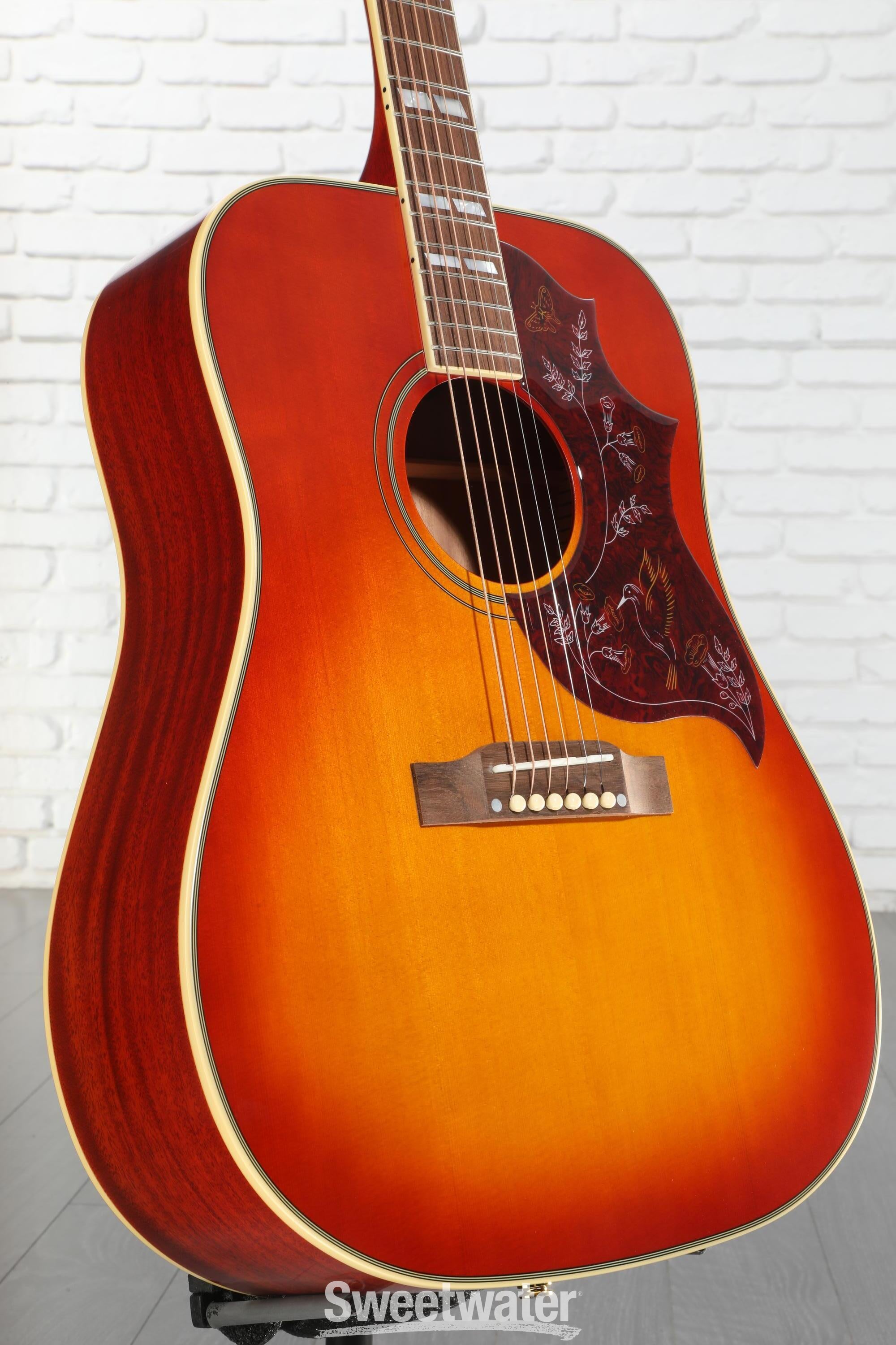 Epiphone Hummingbird Acoustic Guitar - Aged Cherry Sunburst