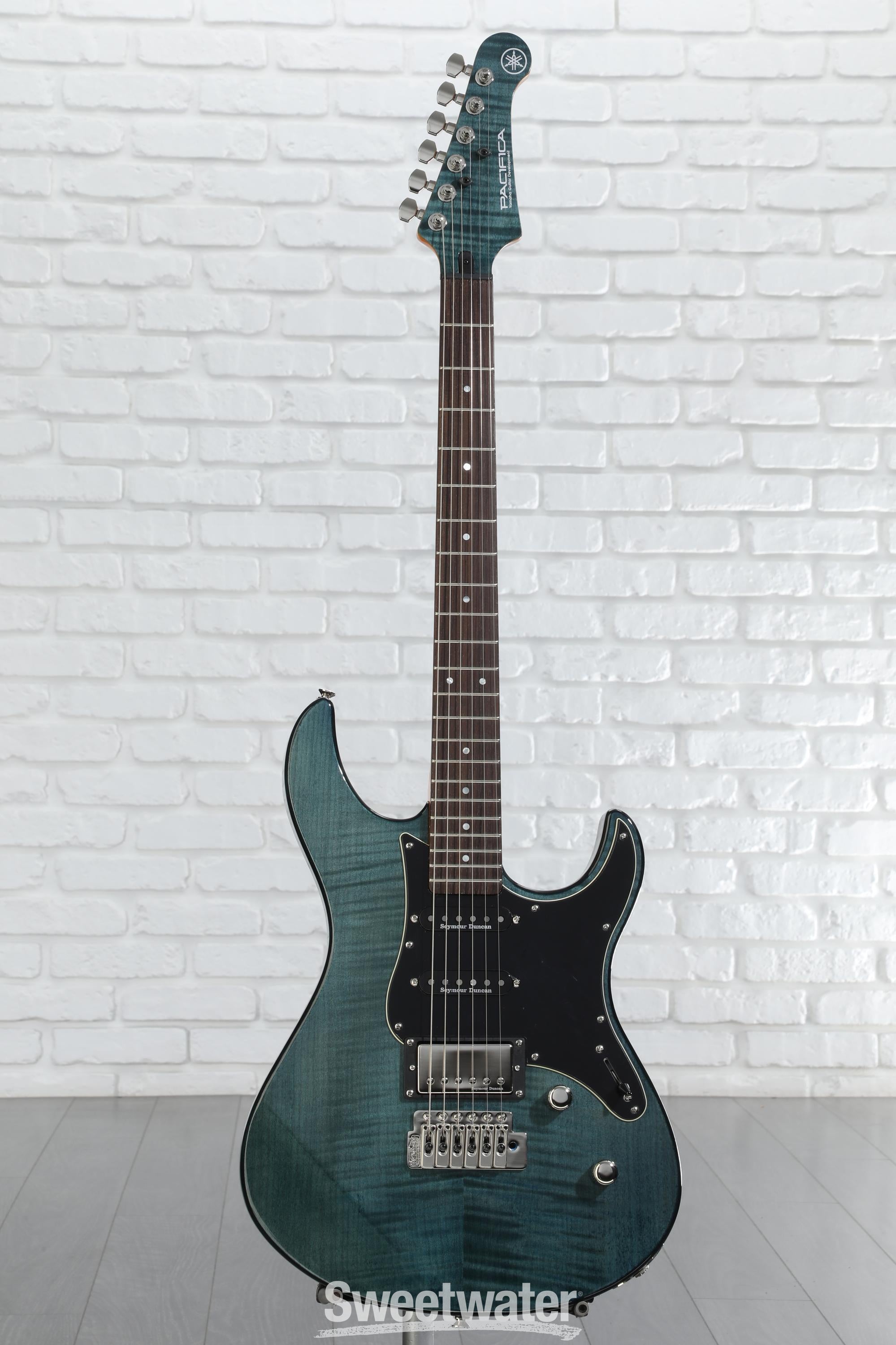 Yamaha Pacifica PAC612VIIFM Electric Guitar - Indigo Blue Yamaha Pacifica PAC612VIIFM Electric Guitar - Indigo Blue