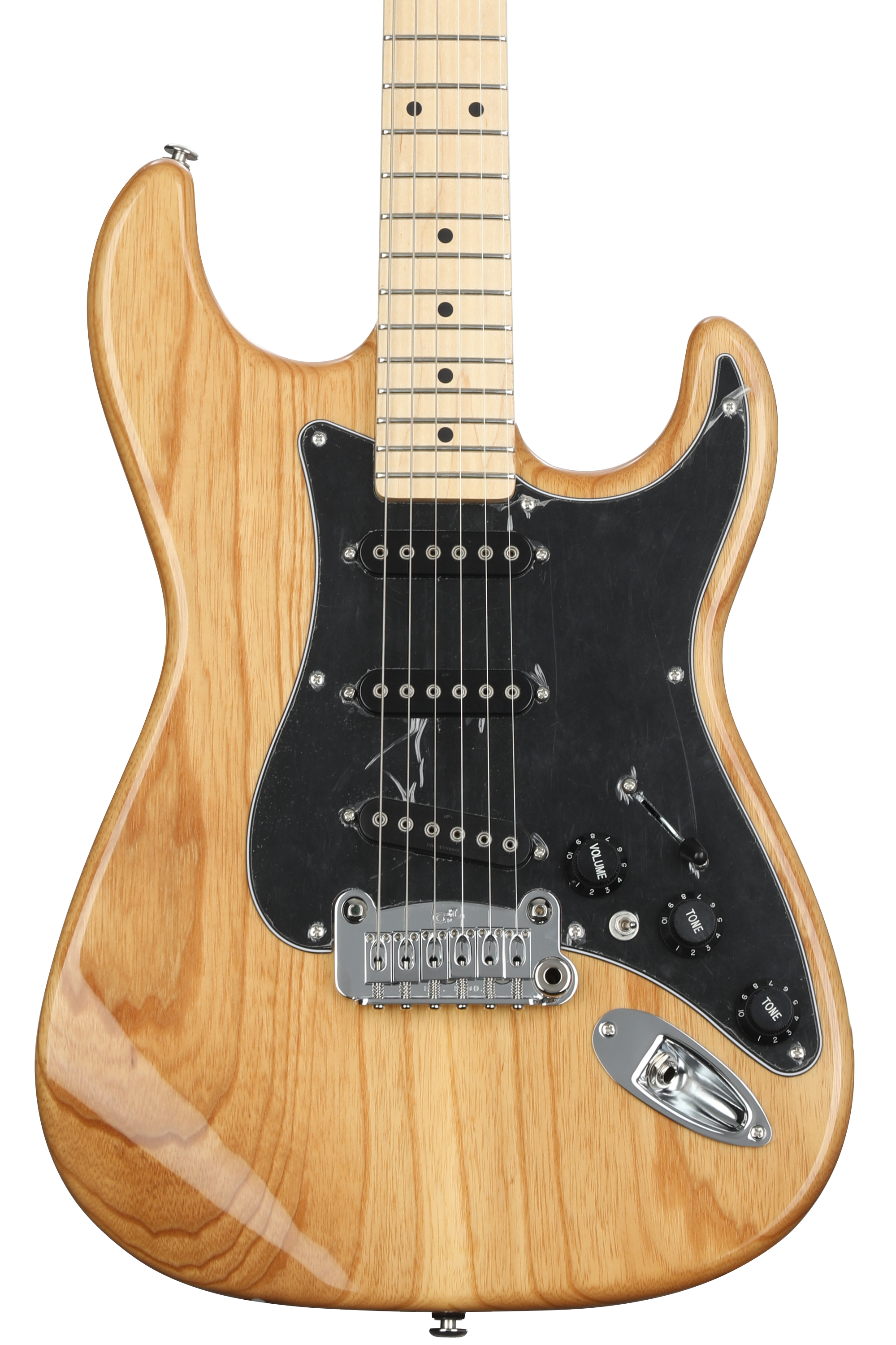 フェンダー？ S-500 エレキギター ナチュラルウッド cfe3e12c9cxLlIX3JkUxI5AKLX4PPG