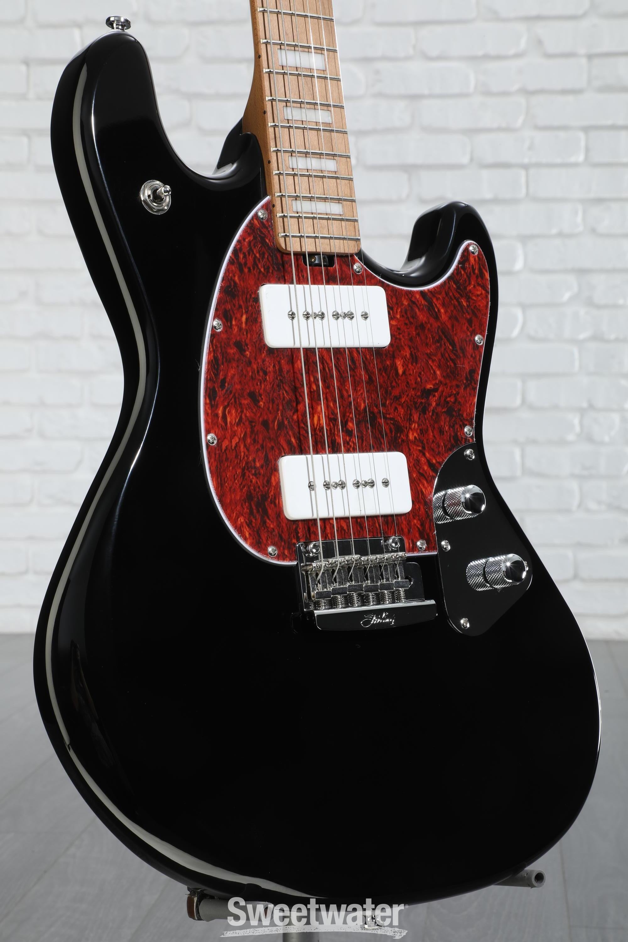 MUSIC MAN StingRay USA ブラック セミハードケース付き Musicman Stingray USA Ebony custom All Black - Geek IN Box