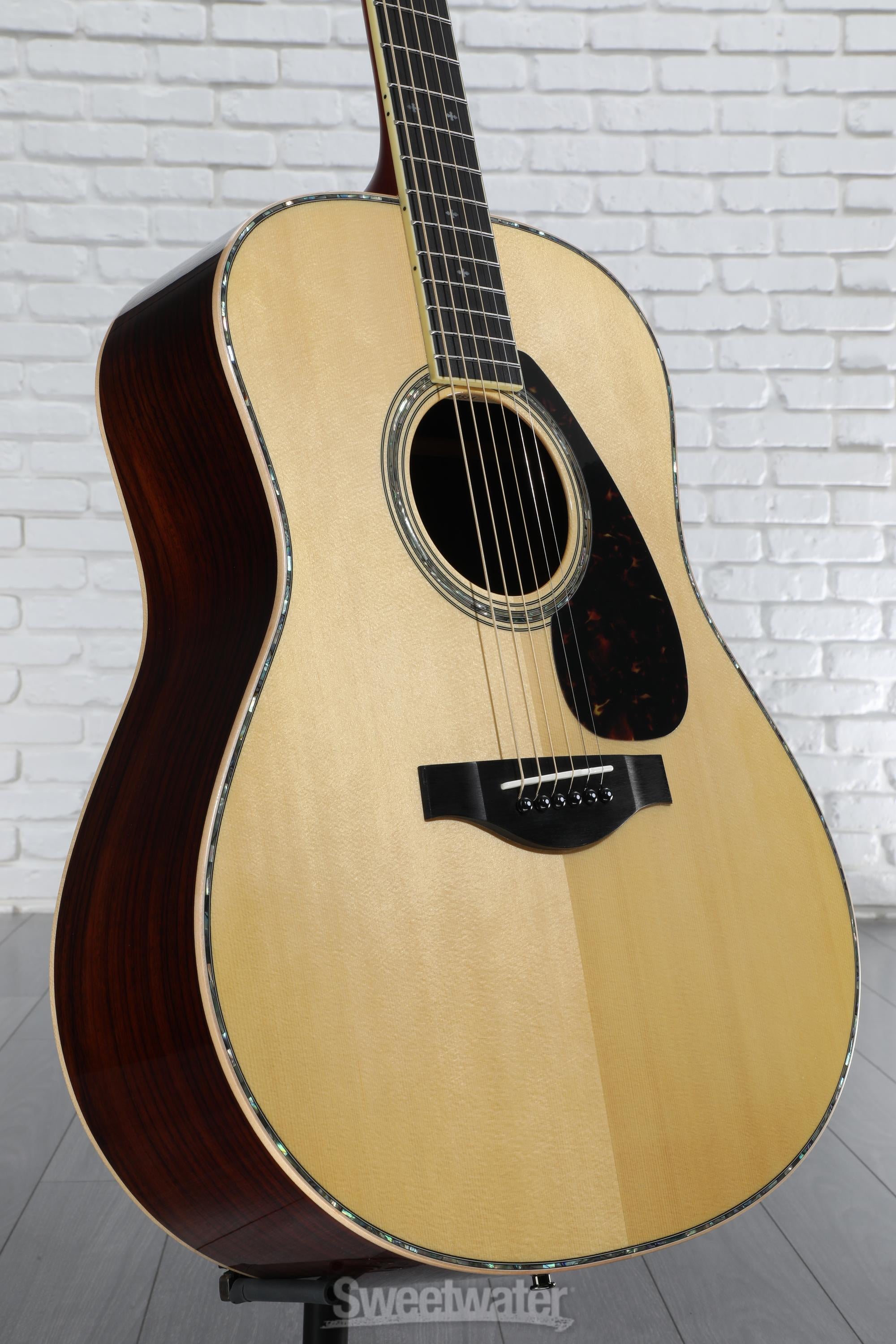 Yamaha LL16D ARE Original Jumbo Acoustic-electric Guitar