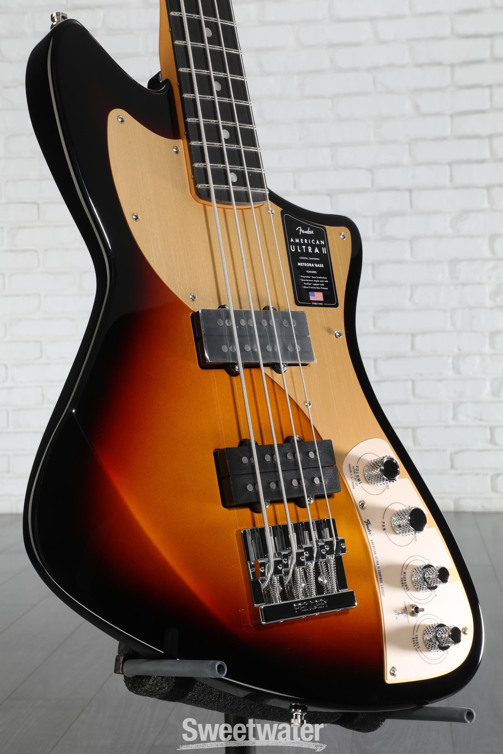 Fender American Ultra II Meteora Bass - Ultraburst, Ebony