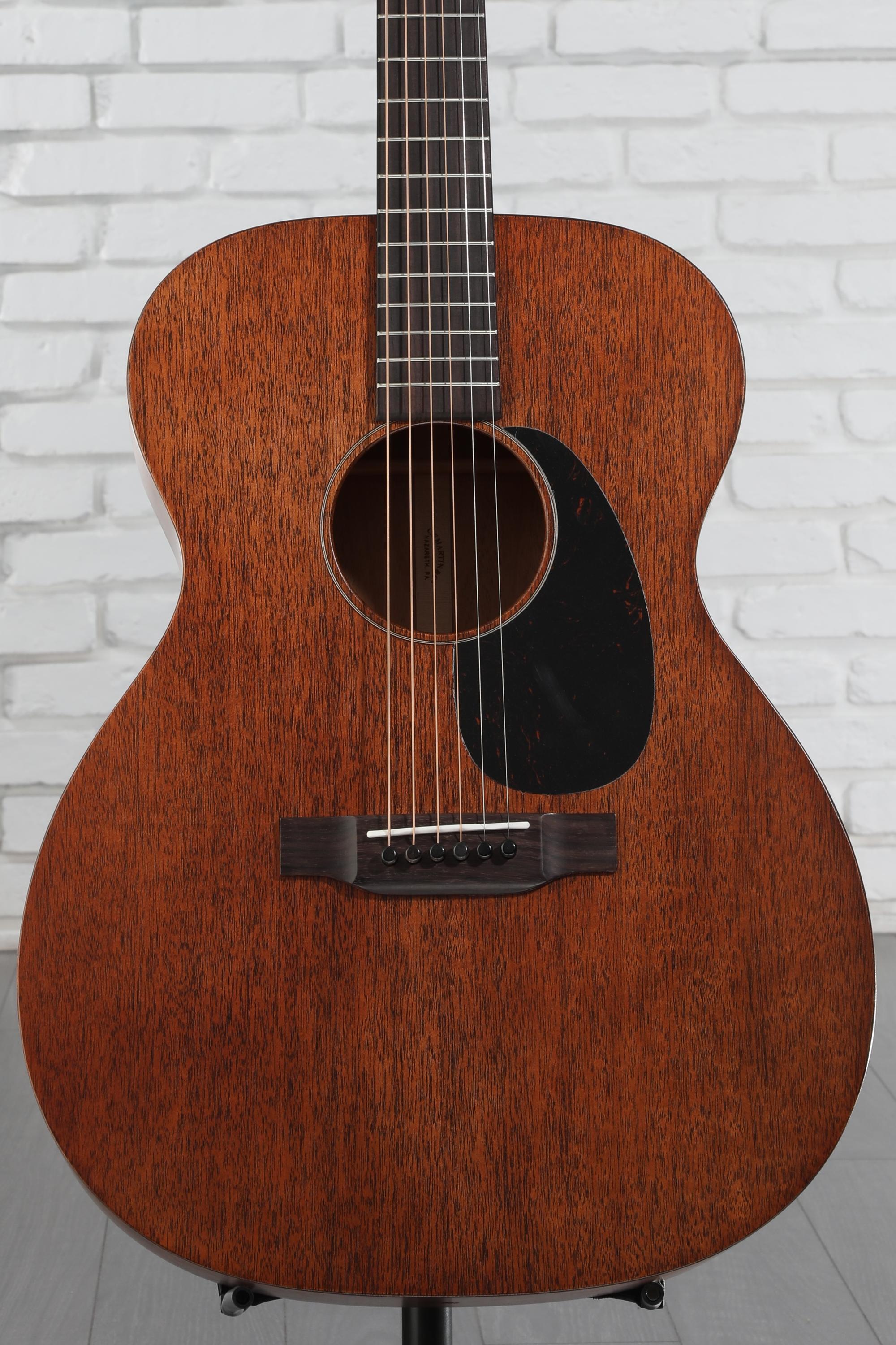ギター Martin 000-15M Amazon.com: Martin Guitar 000-15M with Gig Bag, Acoustic