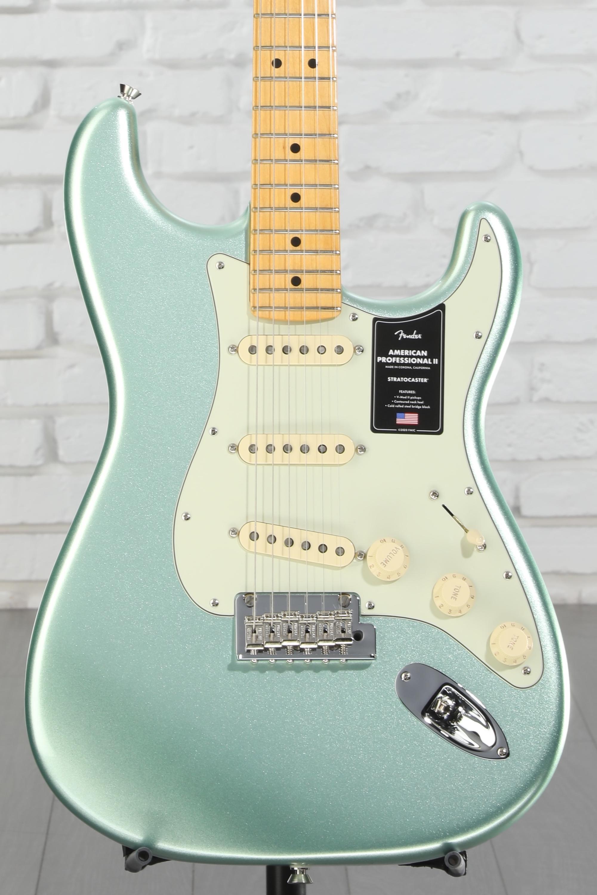 Fender American Professional II Stratocaster - Mystic Surf Green