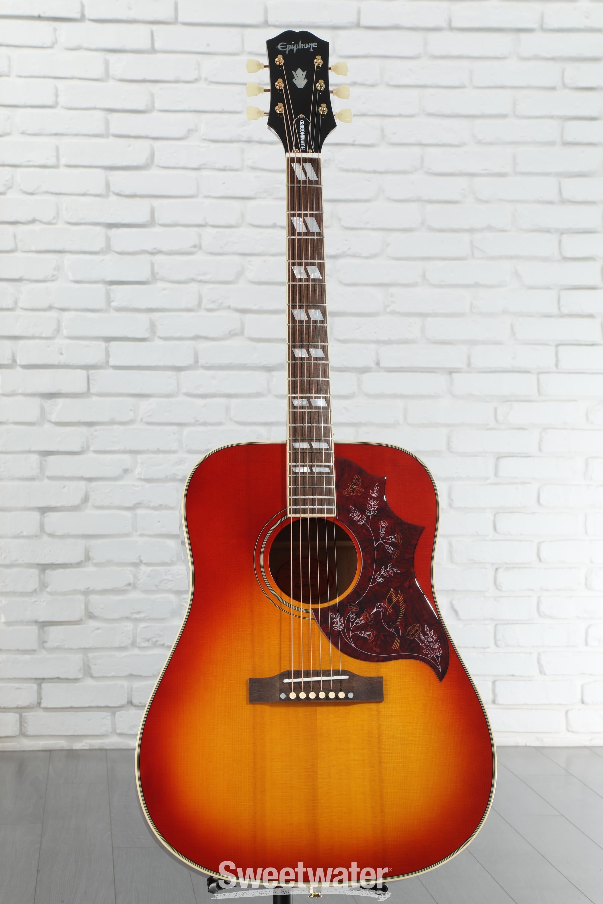 Epiphone Hummingbird Acoustic Guitar - Aged Cherry Sunburst