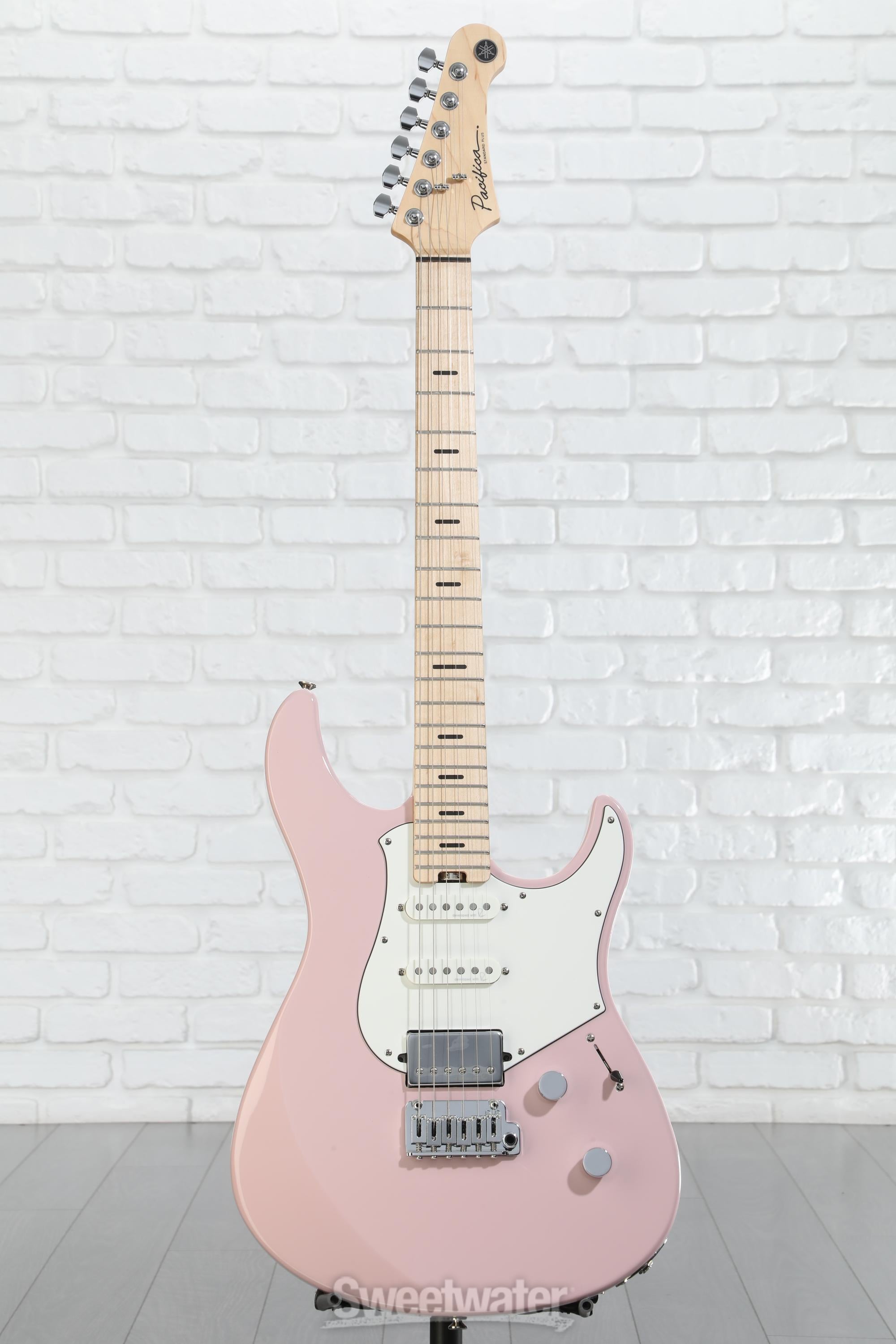 Yamaha Pacifica Standard Plus PACS+12M HSS Maple Fingerboard