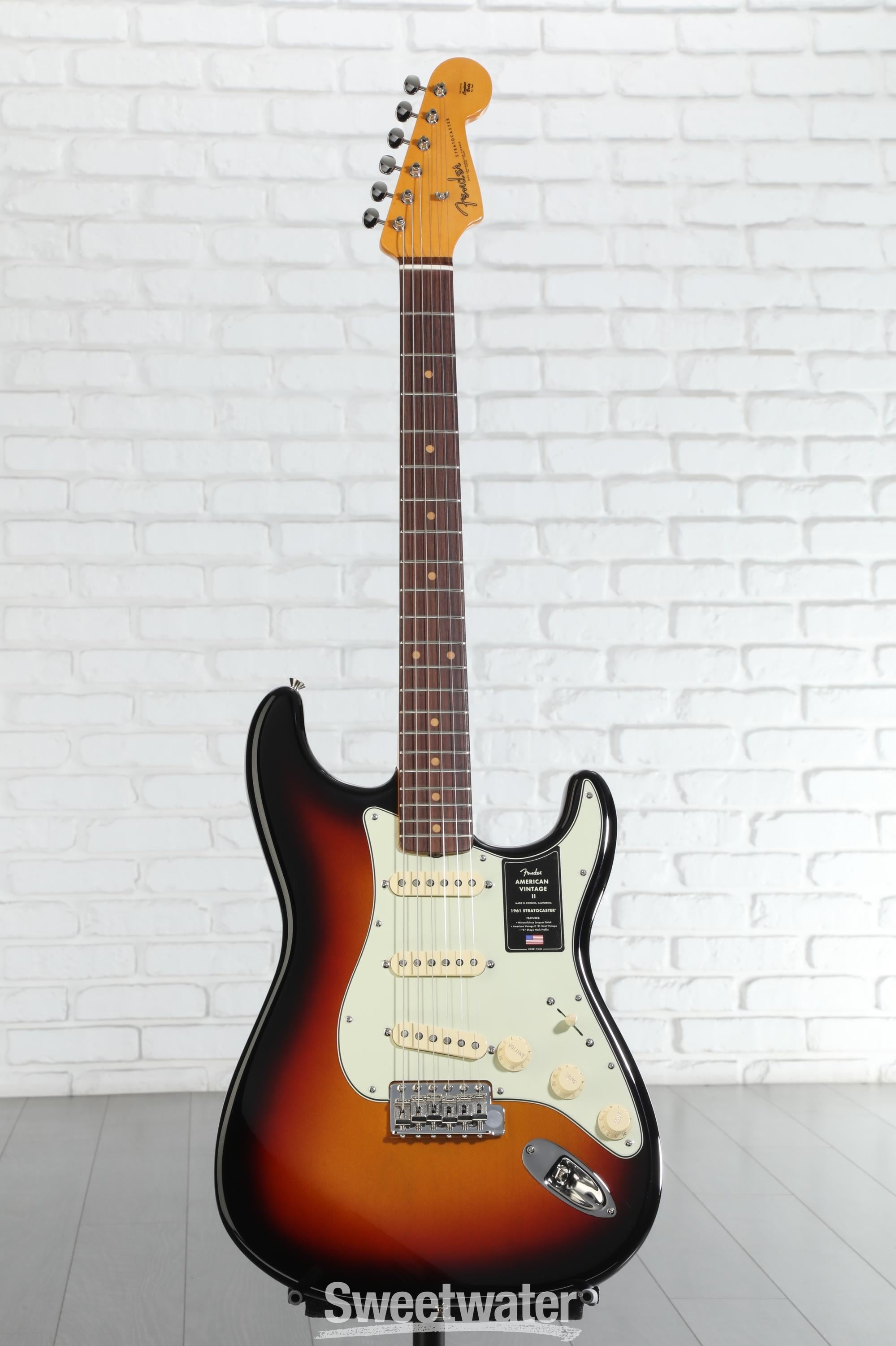 ギター Fender USA Stratocaster American Vintage Fender American Vintage II 1961 Stratocaster Electric Guitar