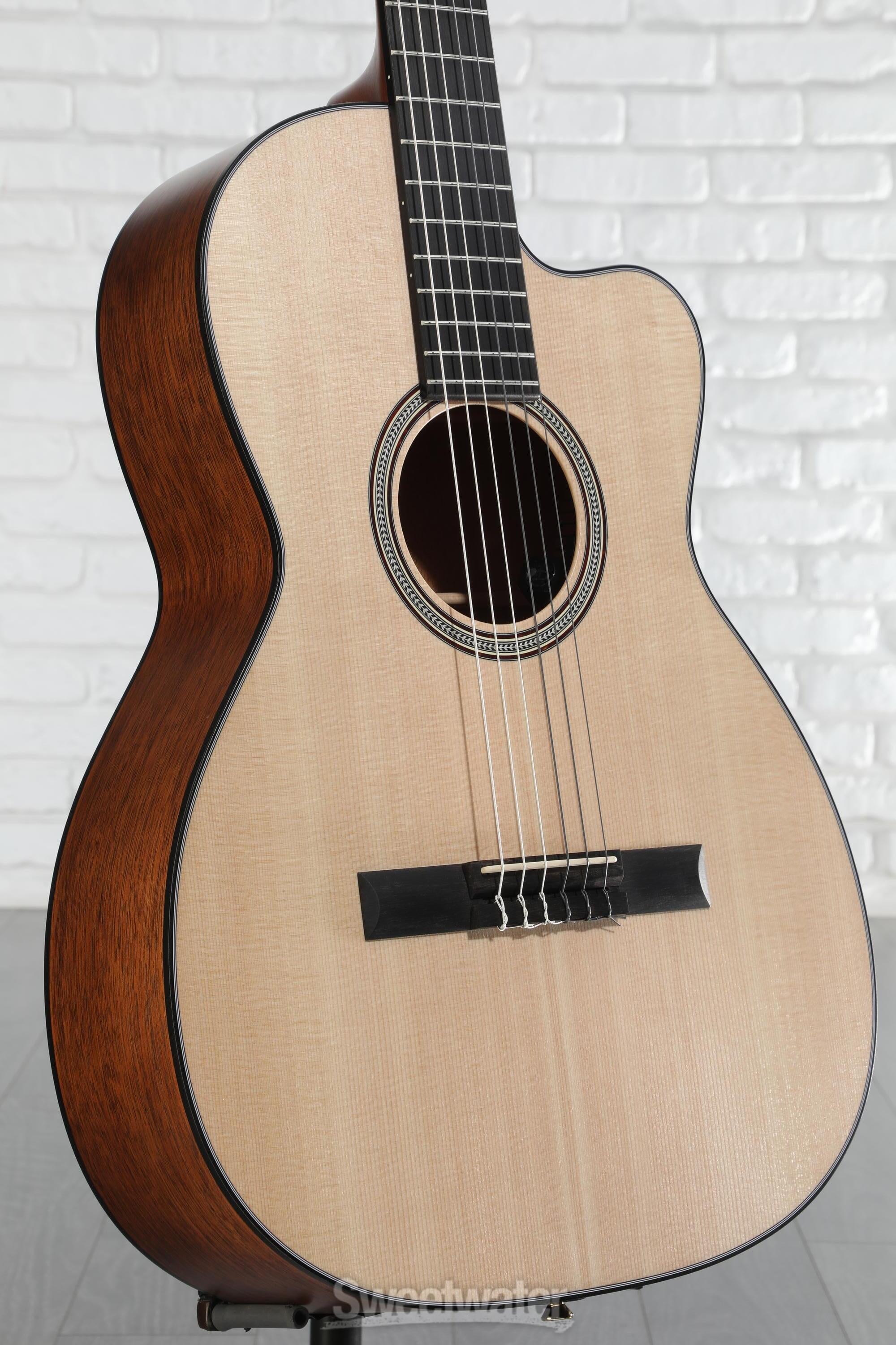 三井 Martin 000C12-16E Nylon Martin 000C12-16E Nylon Acoustic-Electric Guitar | Martin Guitar