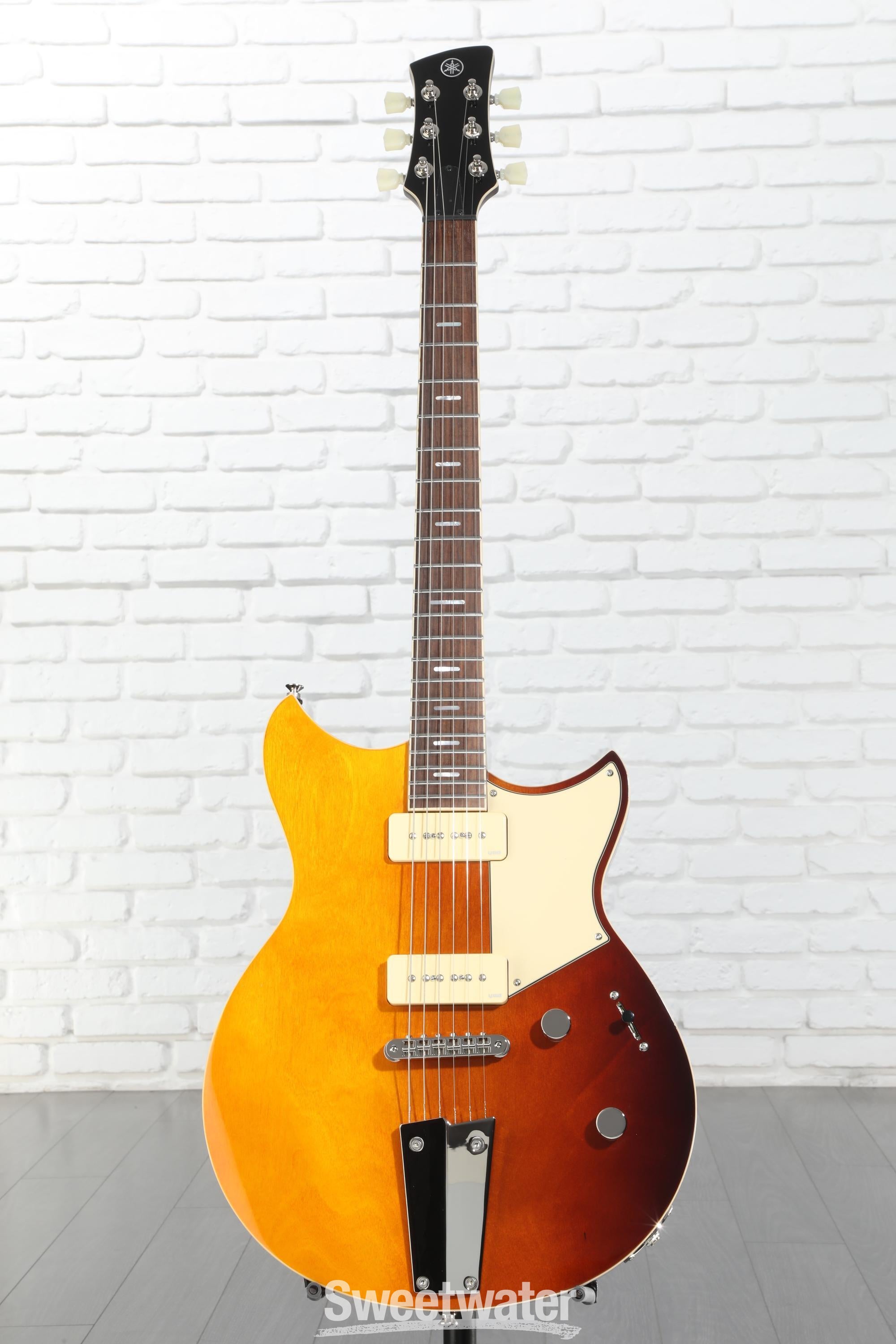 ギター YAMAHA REVSTAR RSS02T (Sunset Burst) Yamaha Revstar Standard RSS02T Electric Guitar - Sunset