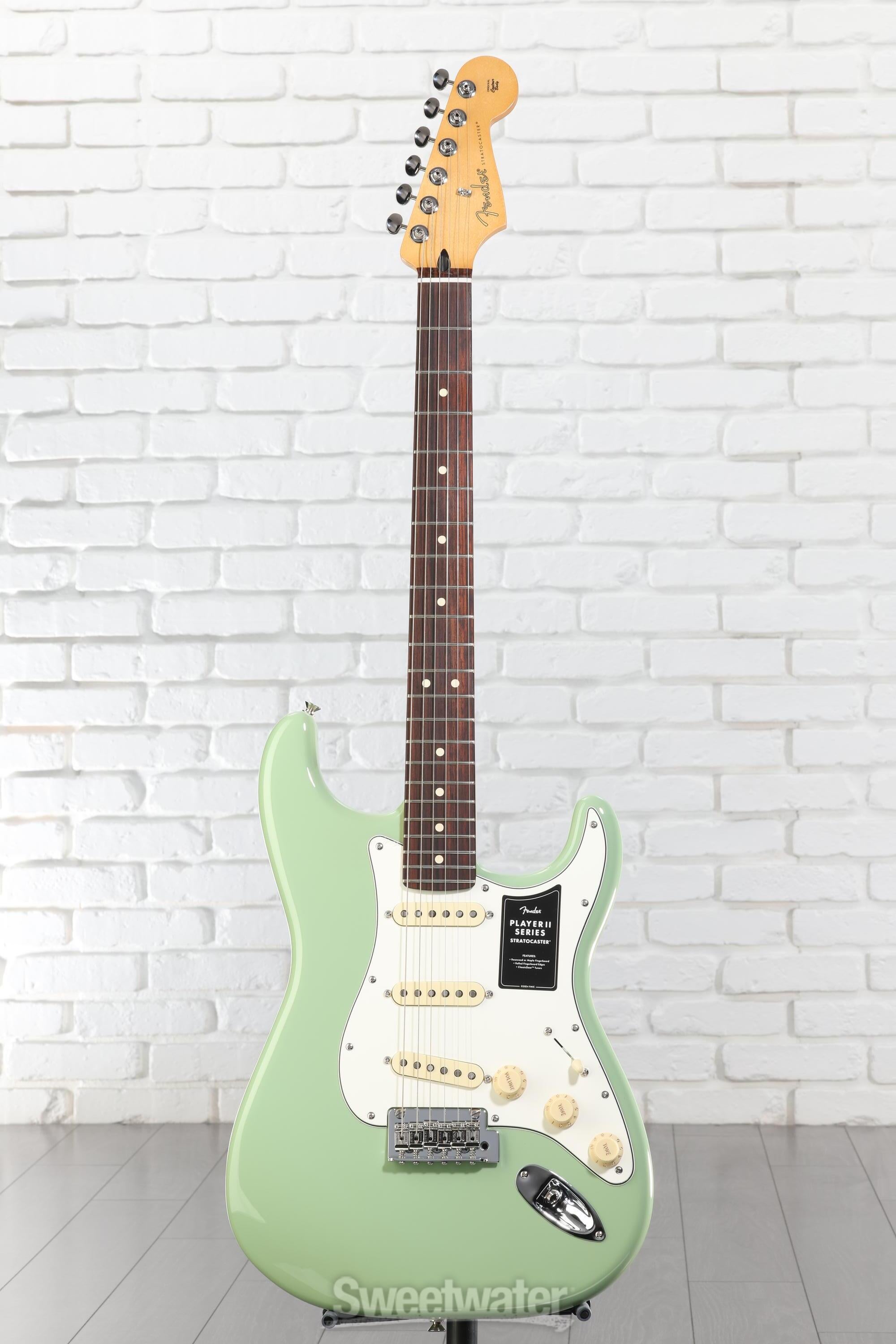 【値引可】Fender Modern Player STRATOCASTER Fender Modern Player Stratocaster HSS - What To Know & Where To