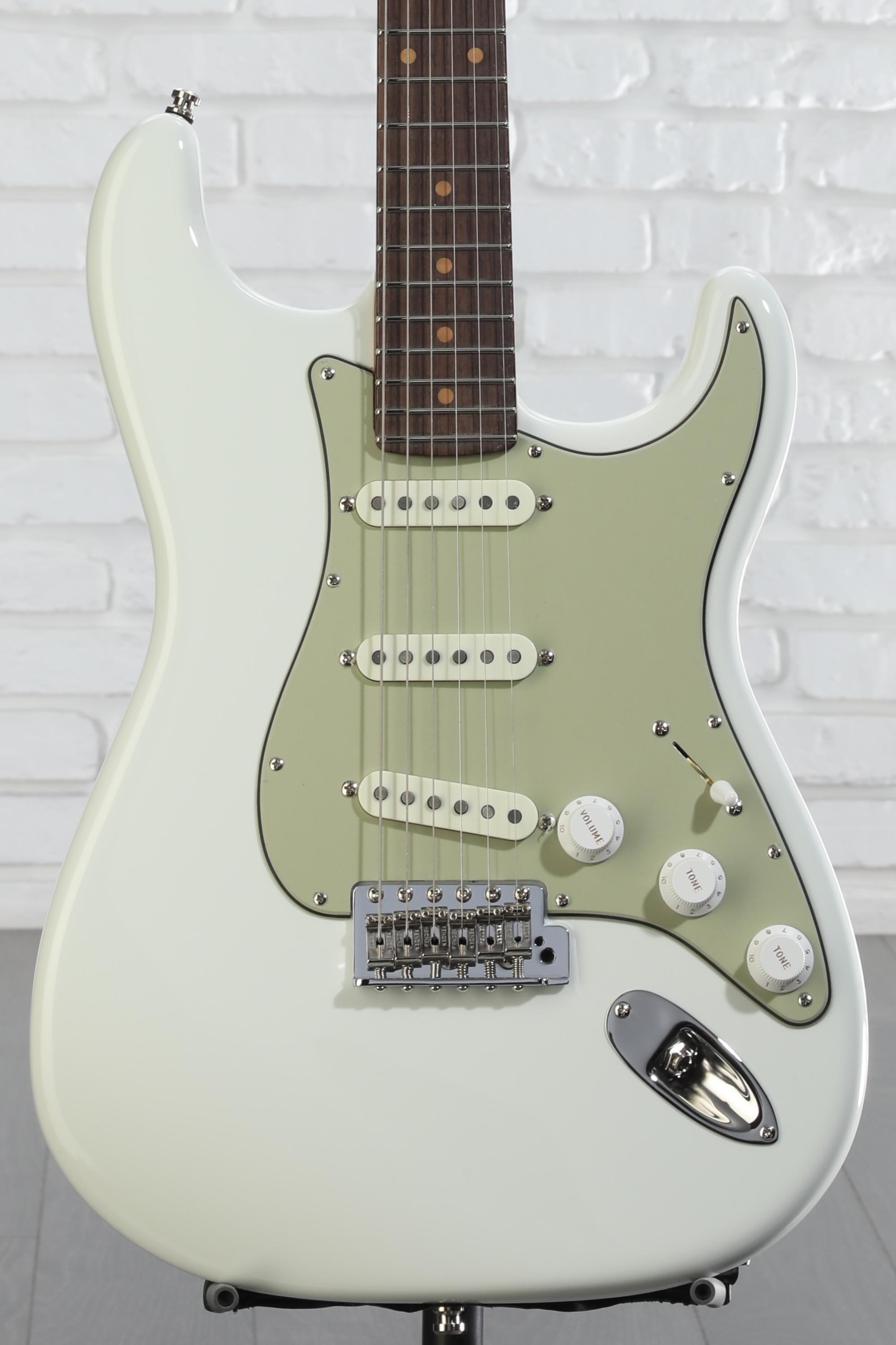 Fender Stratocaster クリーム Fender Squier Stratocaster Body Loaded Cream White | Reverb
