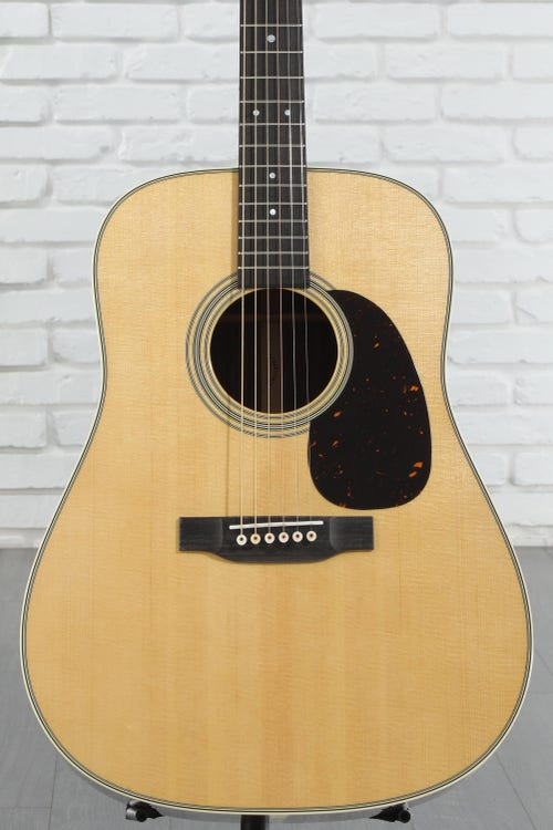 Martin D-28 Standard Series Acoustic Guitar - Natural with Aging Toner (2025)
