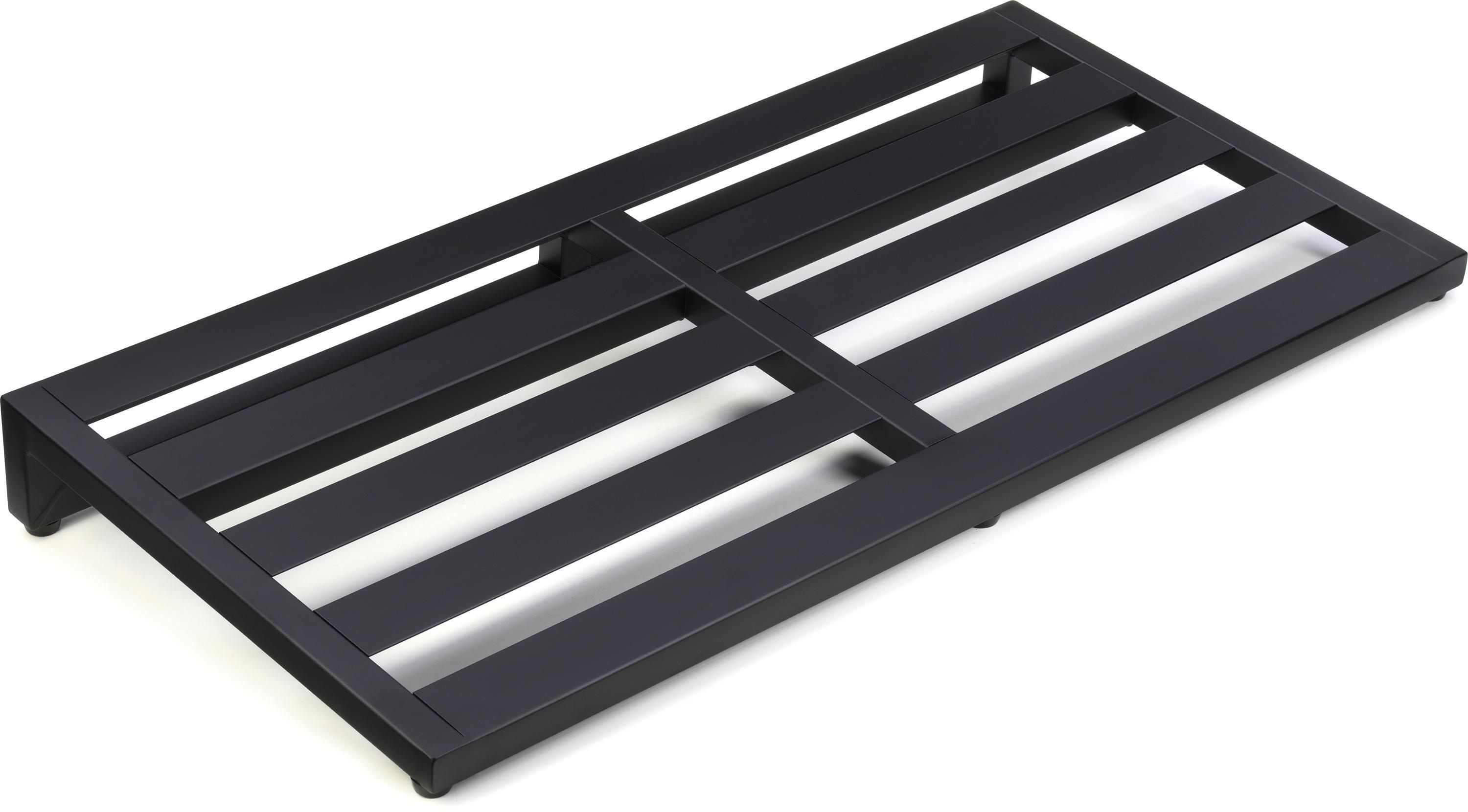 Pedaltrain Classic 3 Pedalboard | Sweetwater