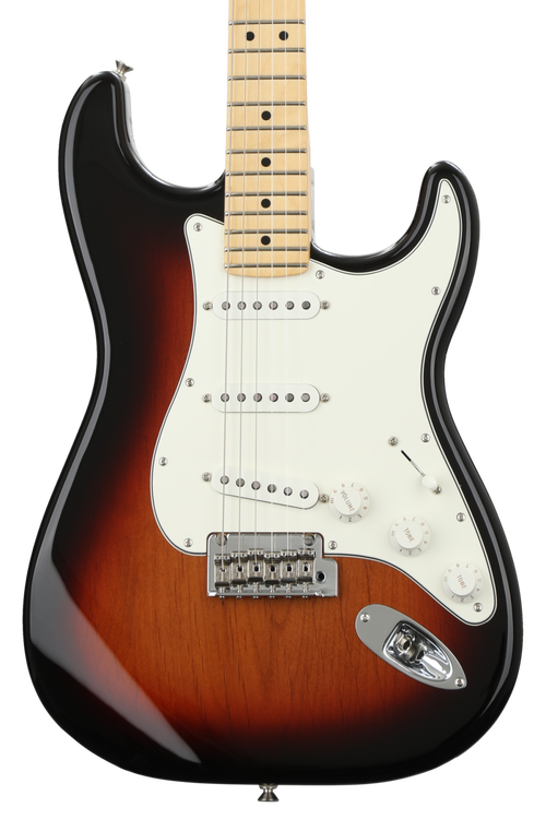 Fender Player Stratocaster - 3-Tone Sunburst with Maple Fingerboard