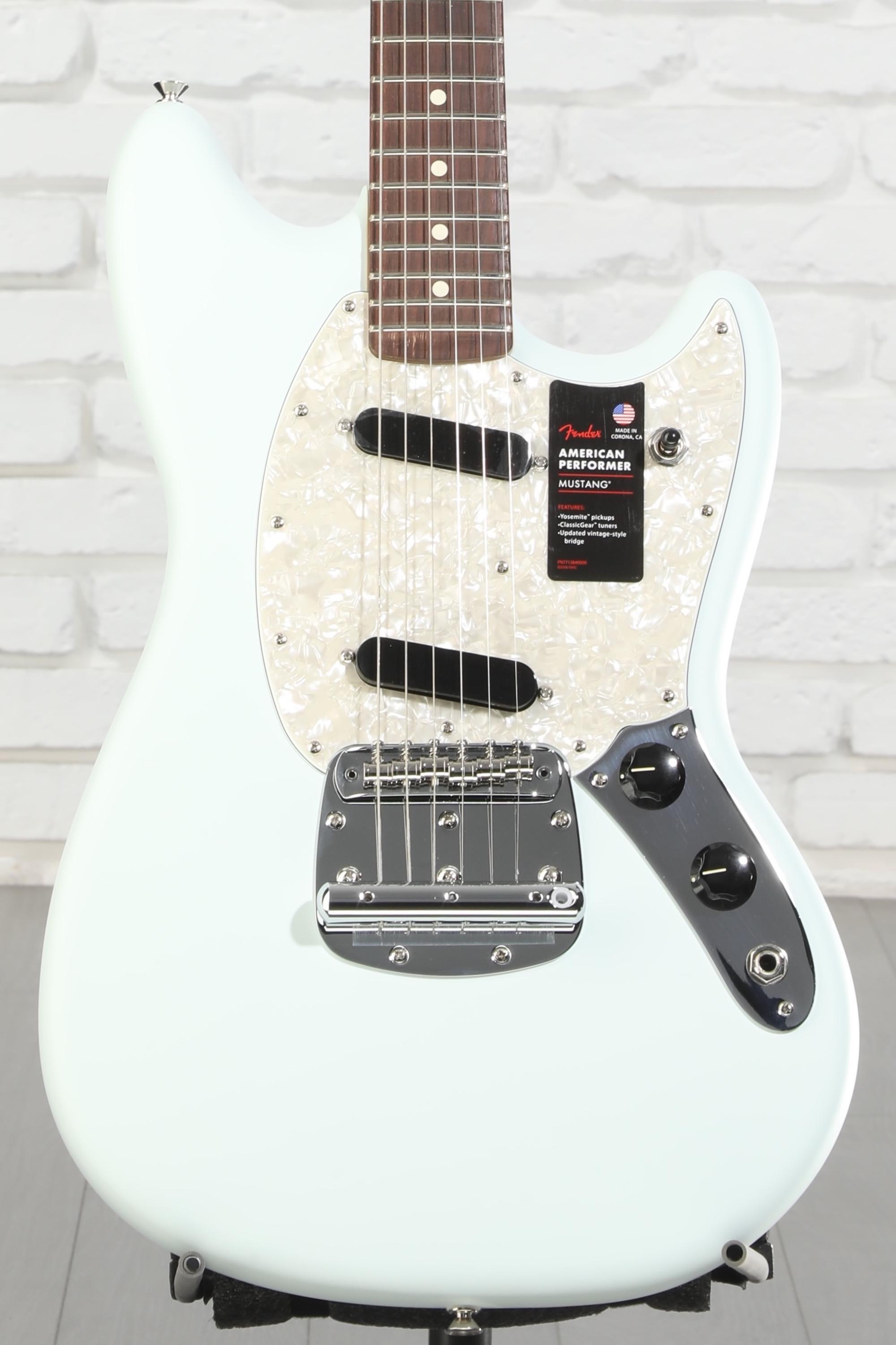 Fender USA American Performer Mustang Fender American Performer Mustang Review - Premier Guitar