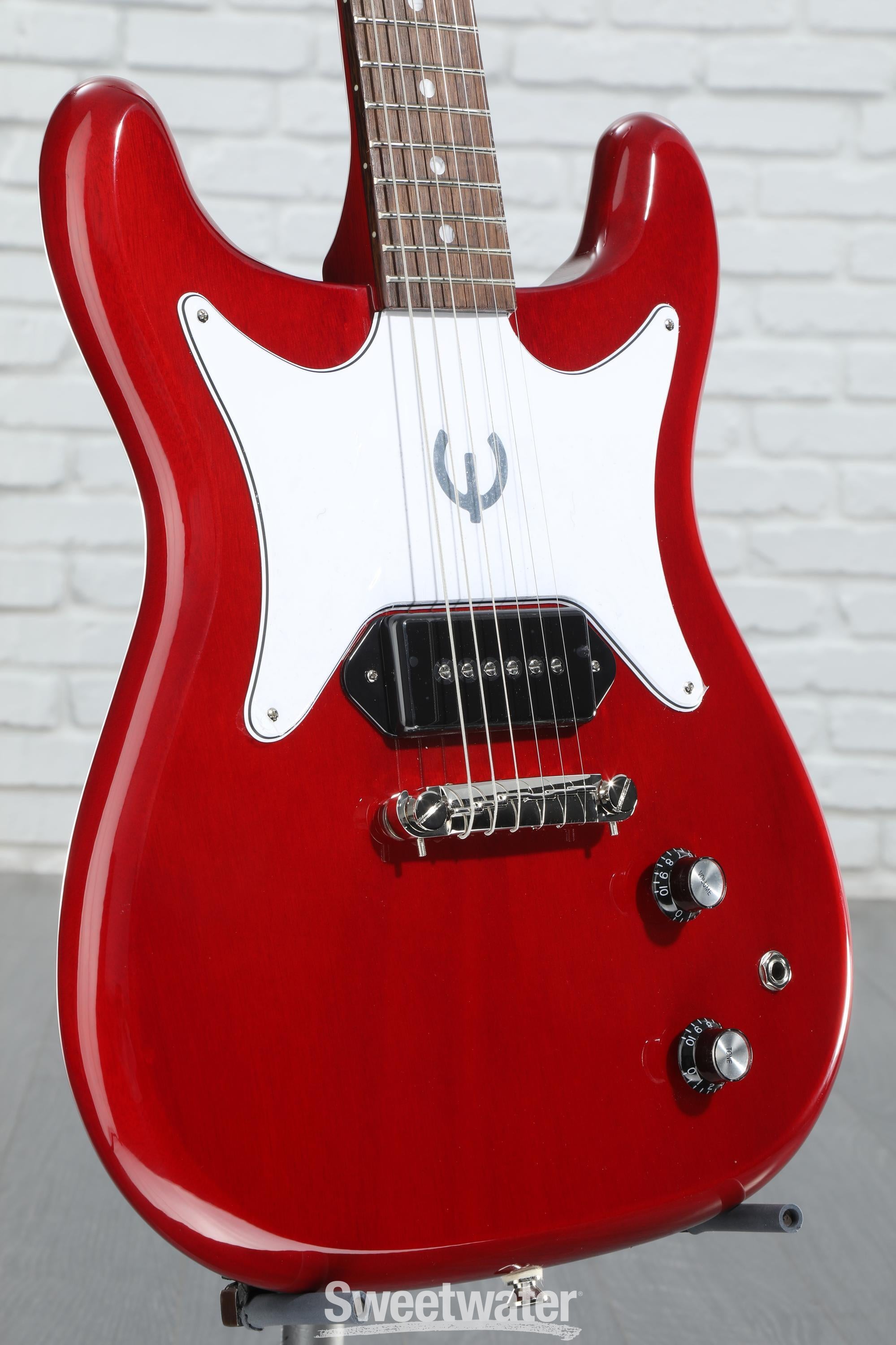 Epiphone Coronet Electric Guitar - Cherry Reviews | Sweetwater Epiphone Coronet Electric Guitar - Cherry Reviews | Sweetwater