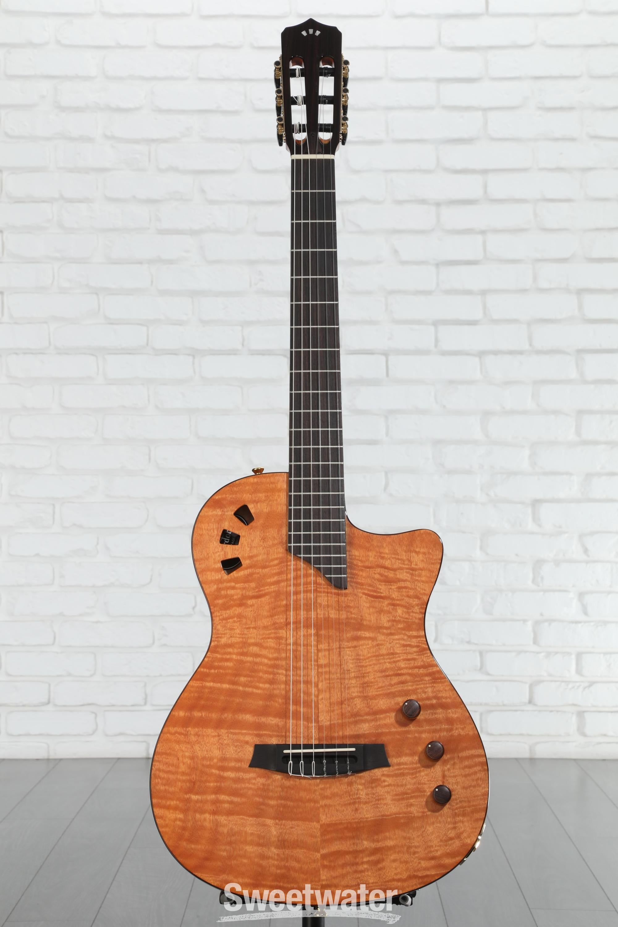 美品 Cordoba Stage Guitar Amber メンテ済 ケース有 美品 Cordoba Stage Guitar Amber メンテ済 ケース有 Cordoba
