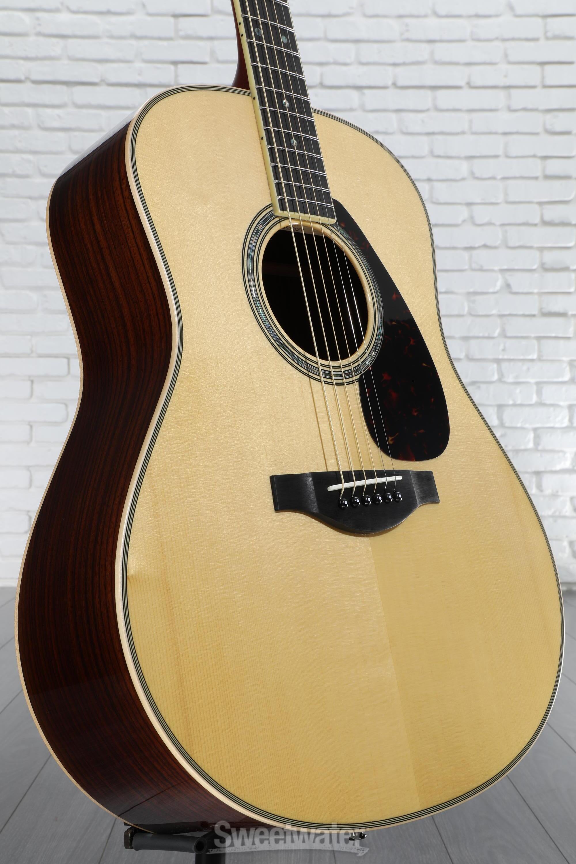 ギター YAMAHA LL16 ARE Yamaha LL16 ARE Original Jumbo Acoustic-electric Guitar