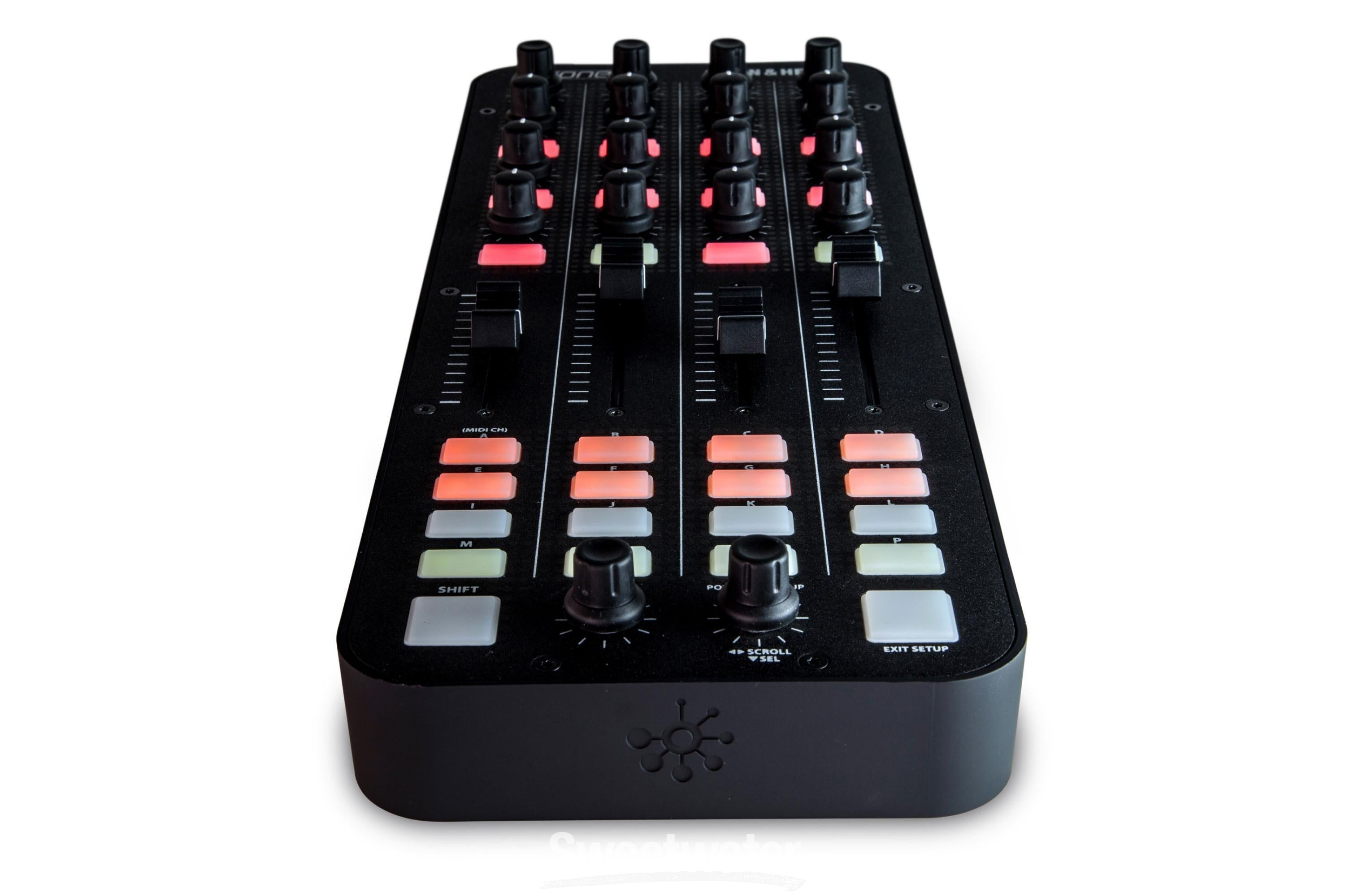 ALLEN & HEATH XONE:K1 DJコントローラー Allen & Heath Xone:K1 | Sweetwater