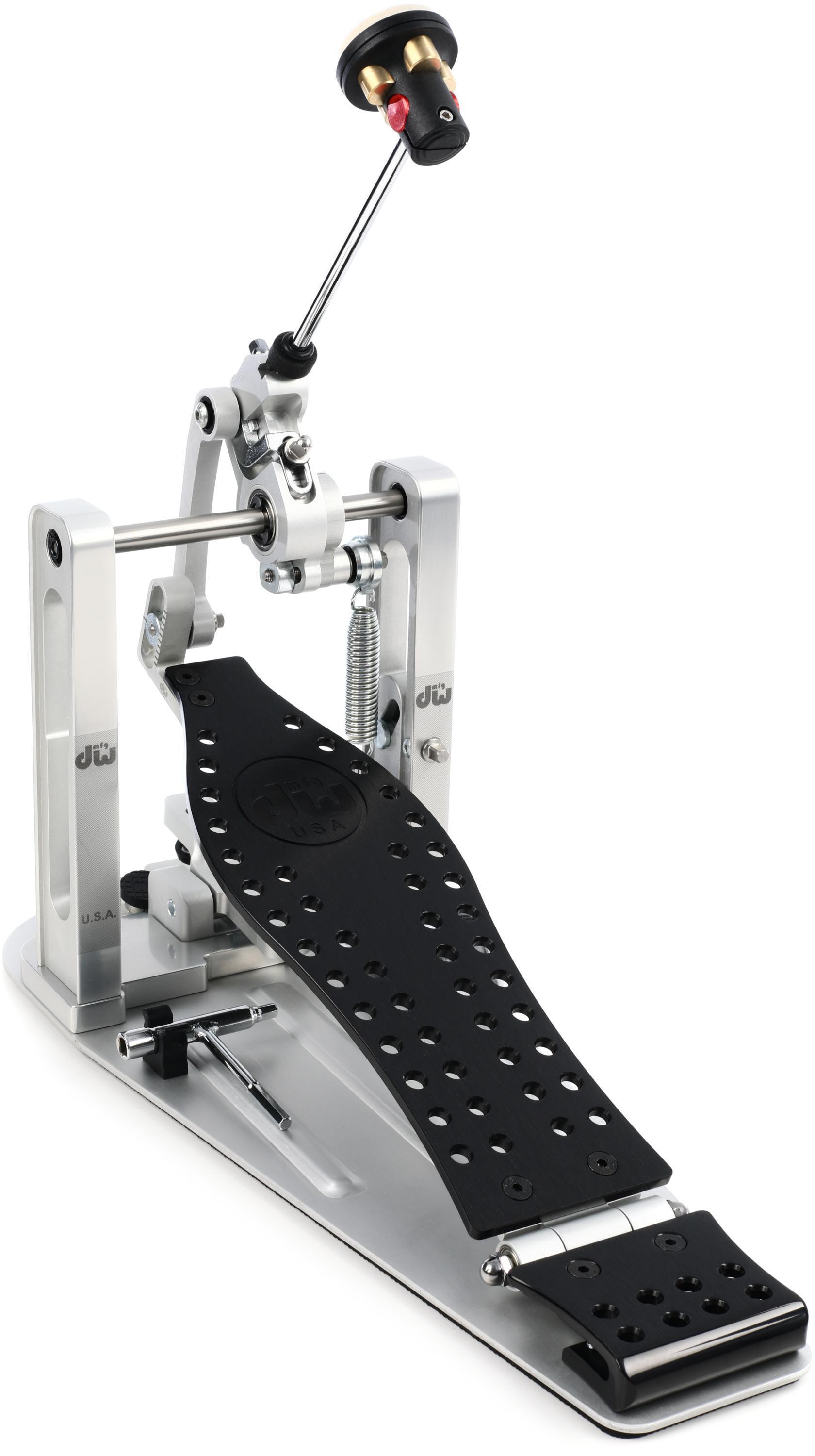 Photo of DW DWCPMDDBK MDD Machined Direct Drive Single Bass Drum Pedal - Graphite