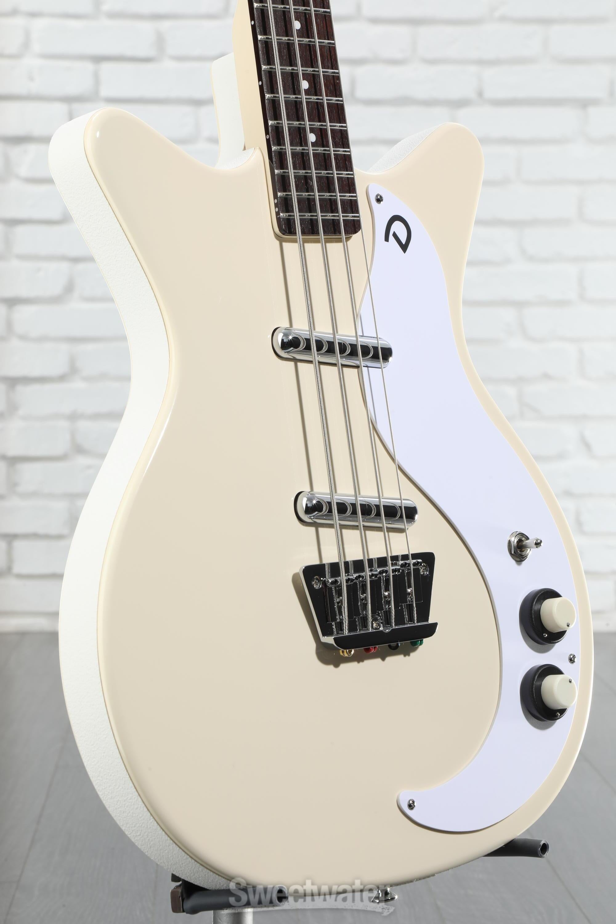 Danelectro　59DC Amazon.com: Danelectro '59DC Long Scale Bass Guitar - Copper