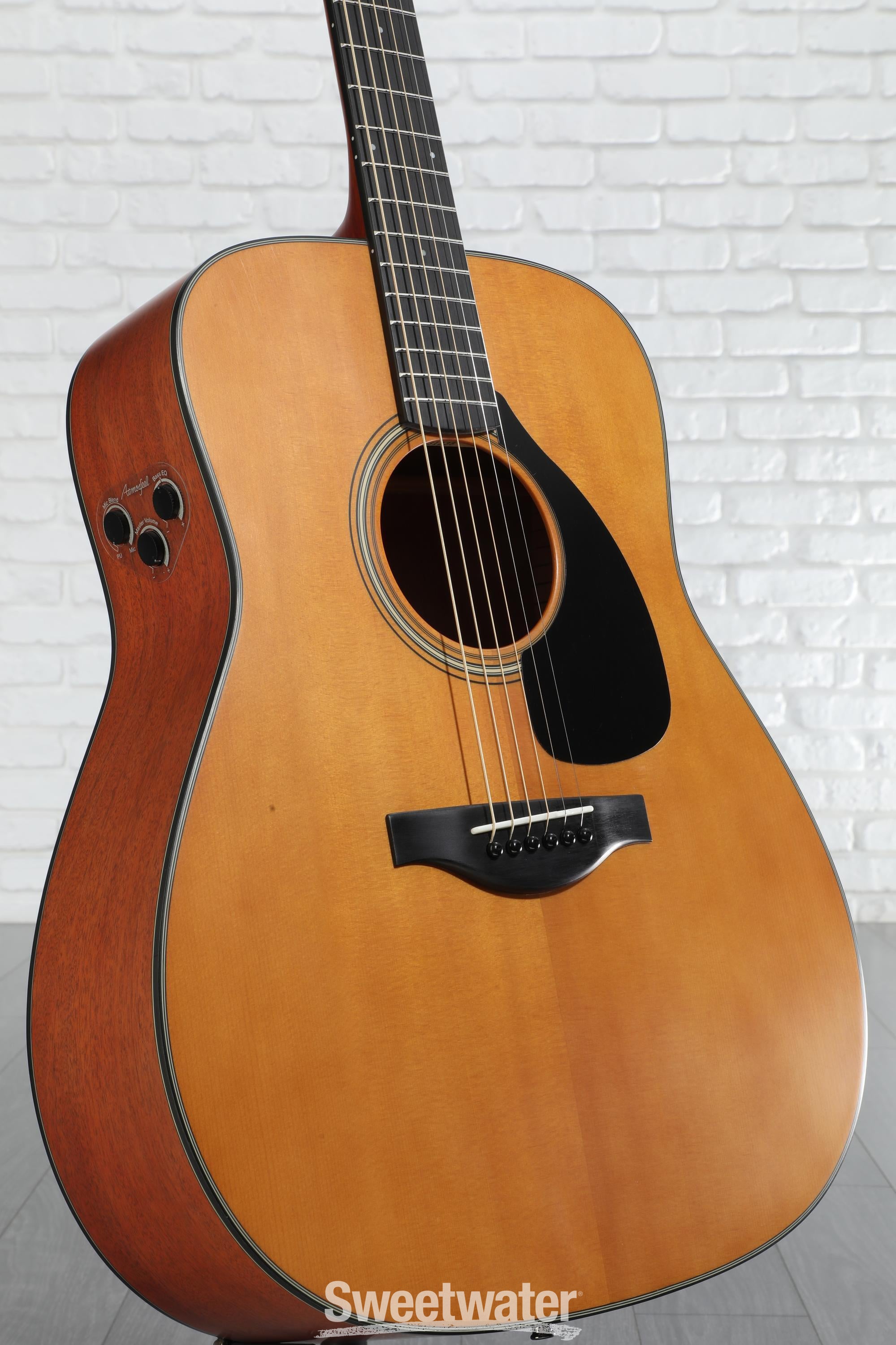 ギター YAMAHA FGX3 Yamaha Red Label FGX3 Acoustic Guitar - Natural | Sweetwater
