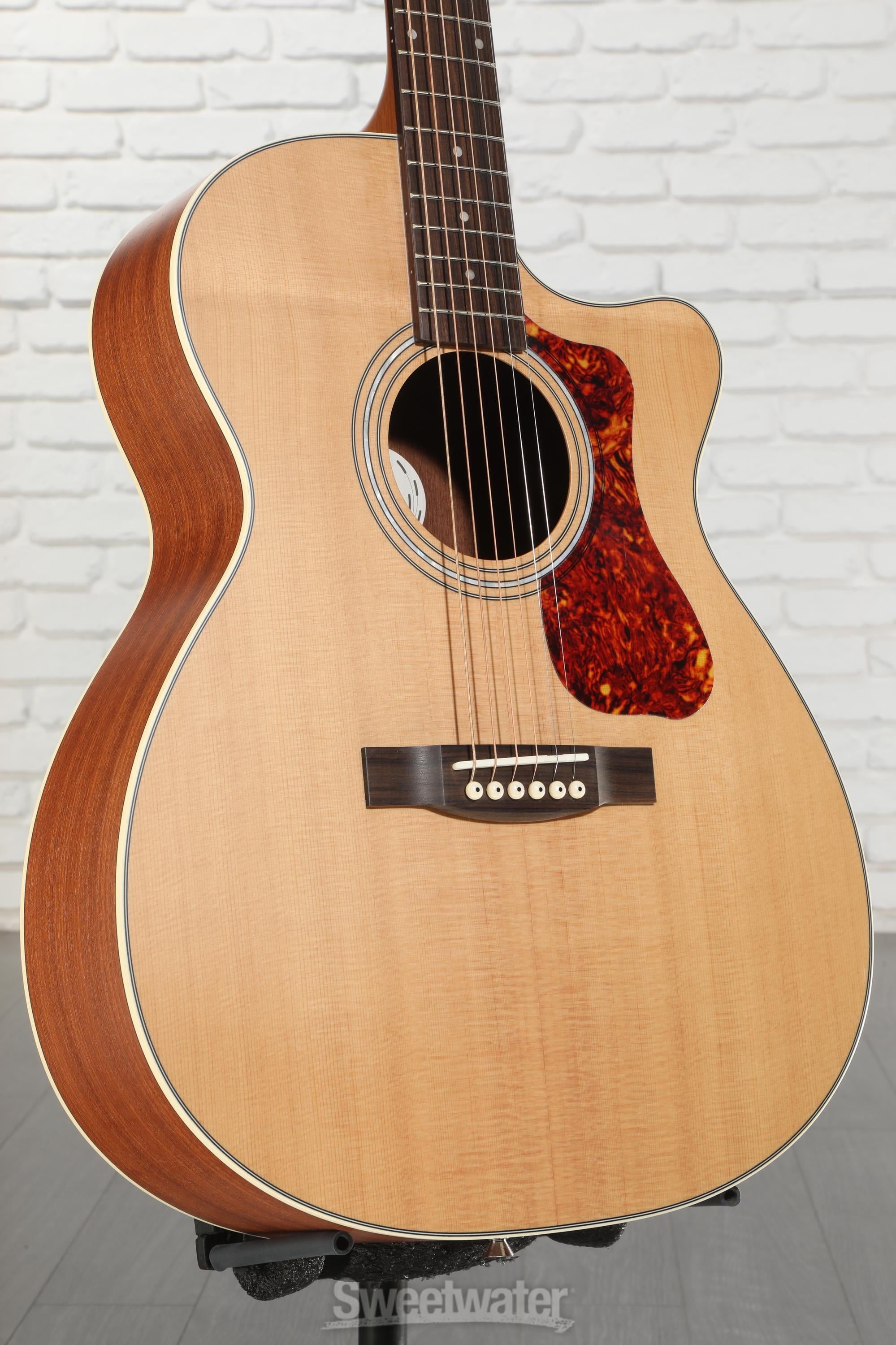 Guild OM-240CE, Orchestra Acoustic-Electric Guitar - Natural