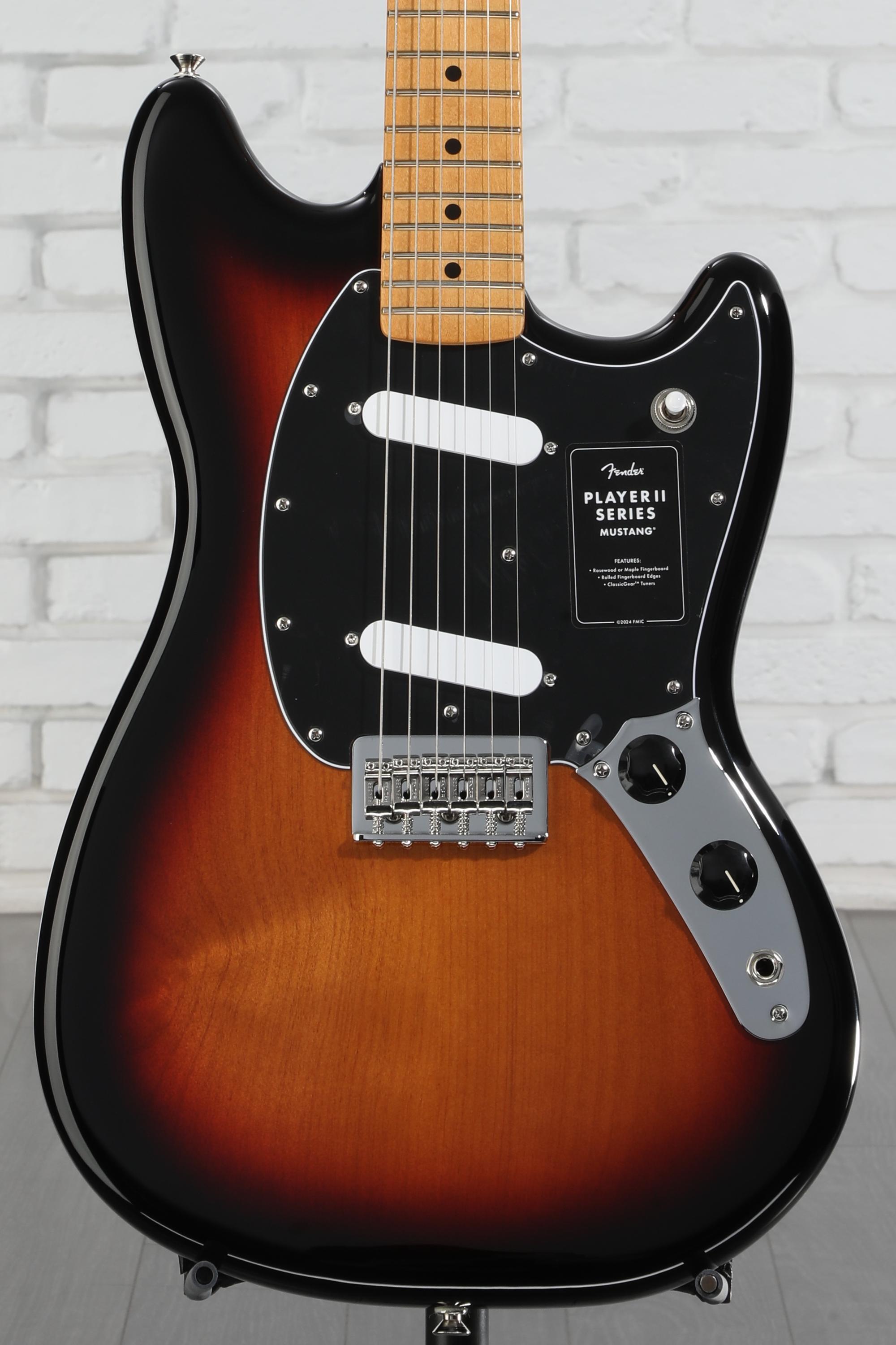 ギター fFender Player II Mustang Fender Player II Mustang - Black with Rosewood Fingerboard