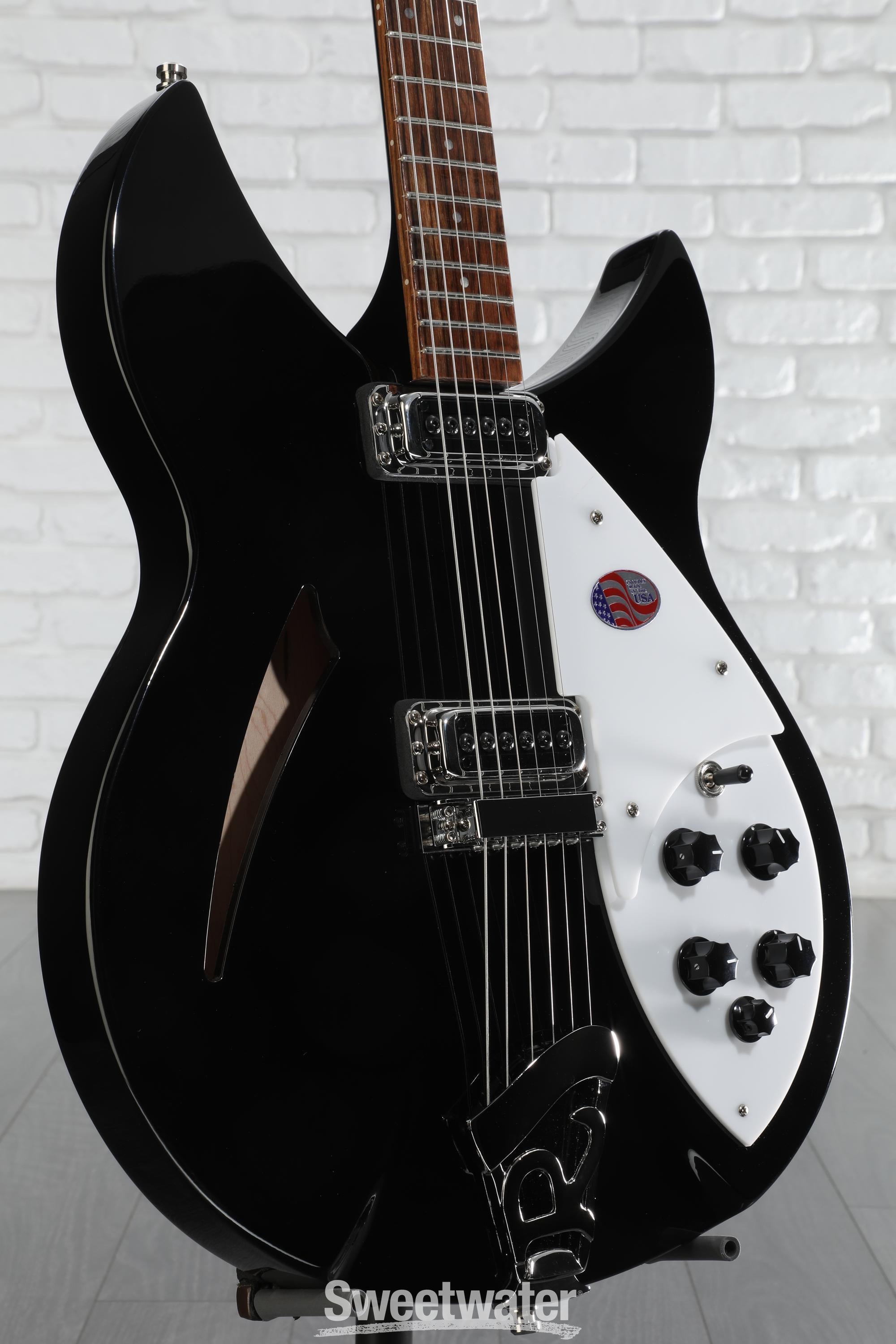 Rickenbacker 330 Jetglo 2022年製 Rickenbacker 330 Thinline Semi-Hollow Electric Guitar