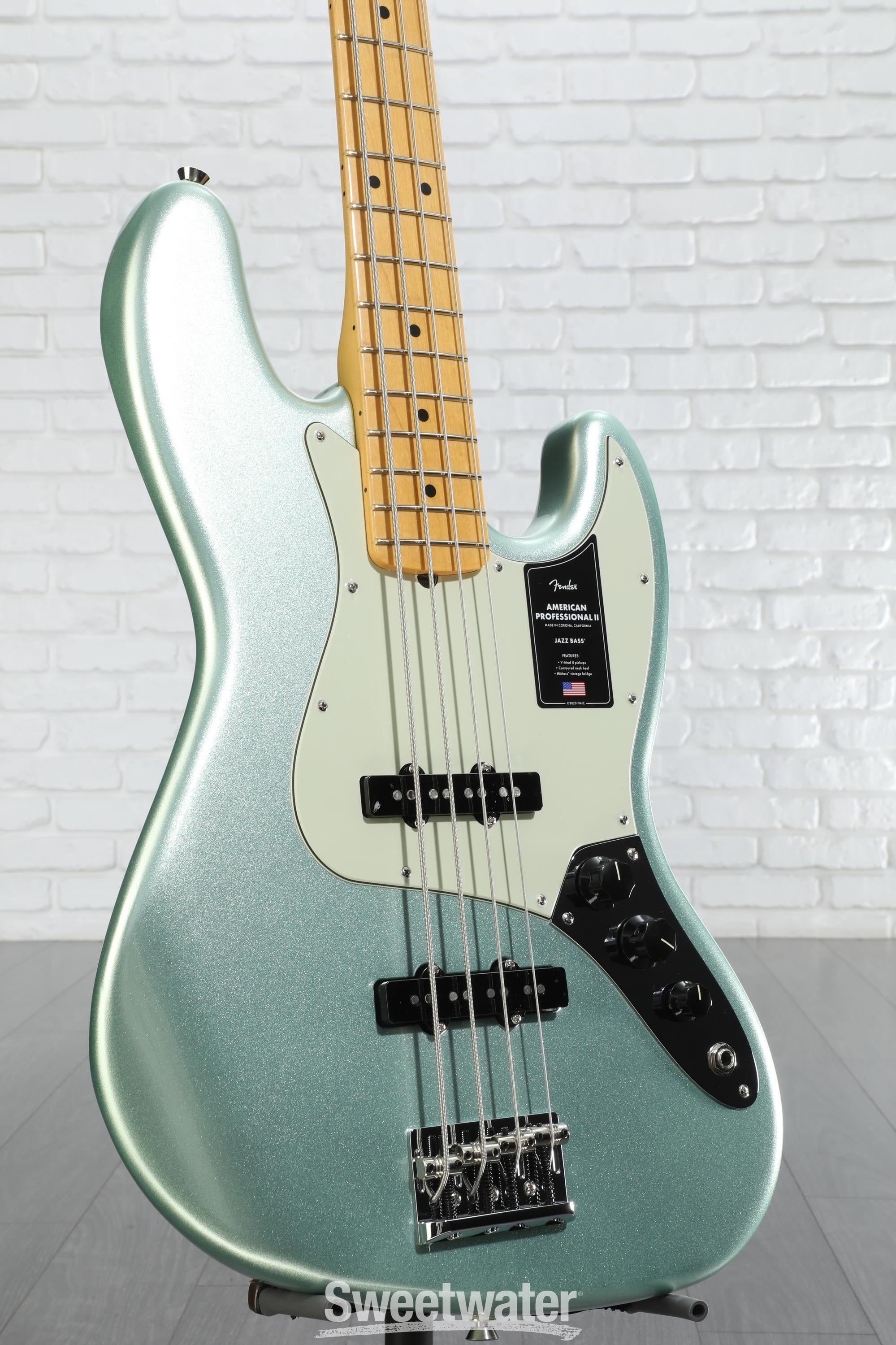 Fender Jazz 4-string Bass Guitars - Sweetwater