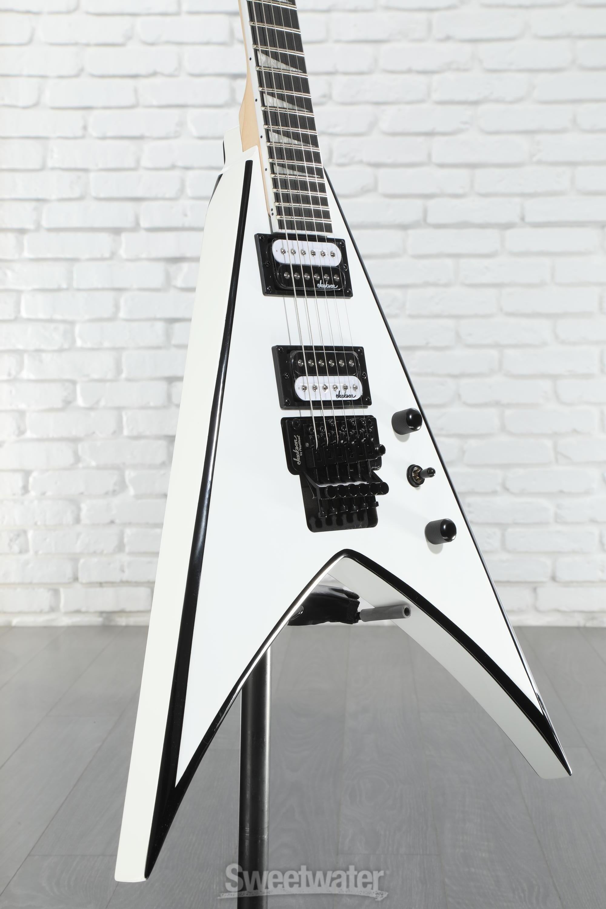 Jackson JS32 King V - White With Black Bevel
