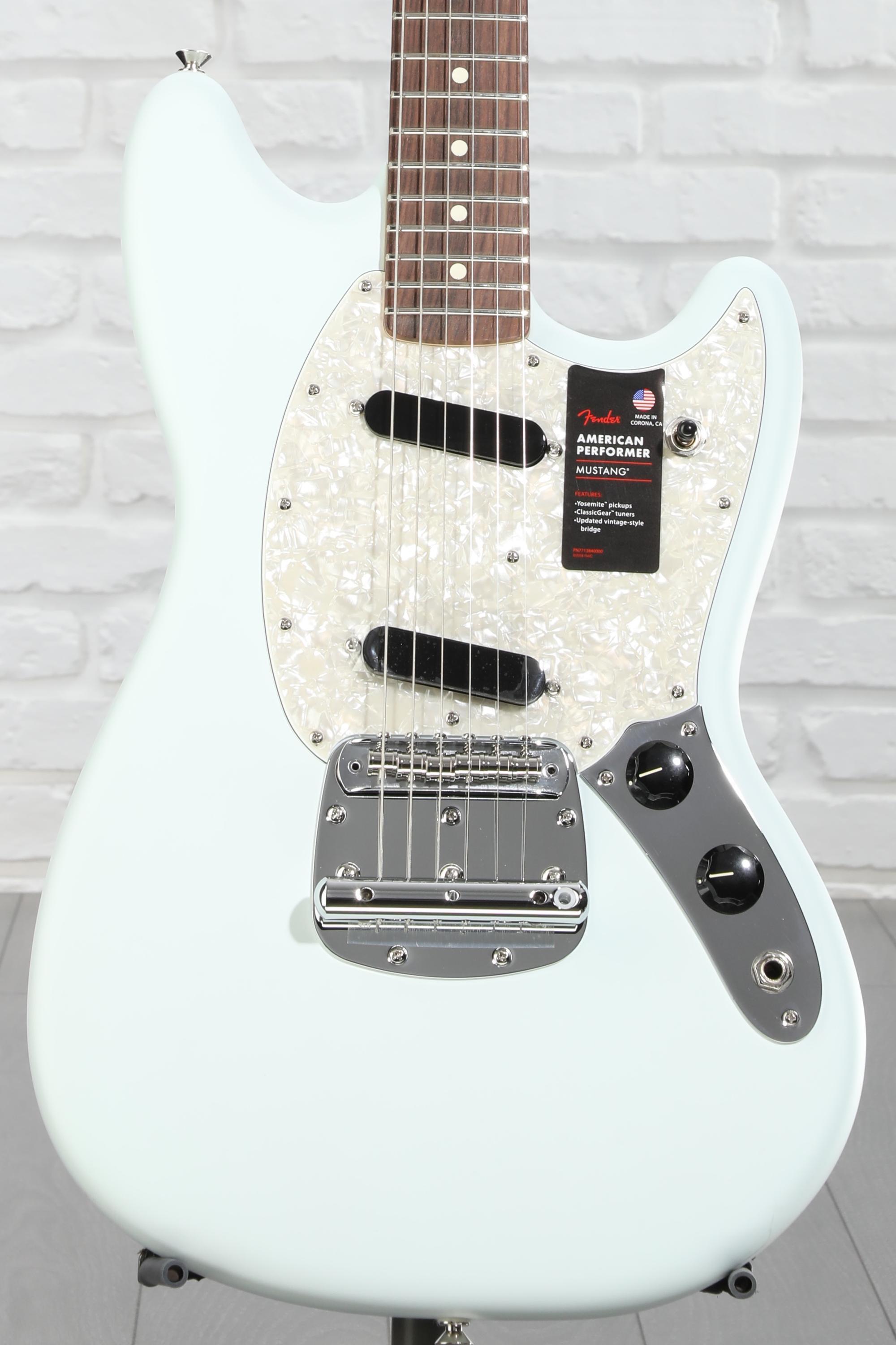 Fender American Performer Mustang - Satin Sonic Blue with