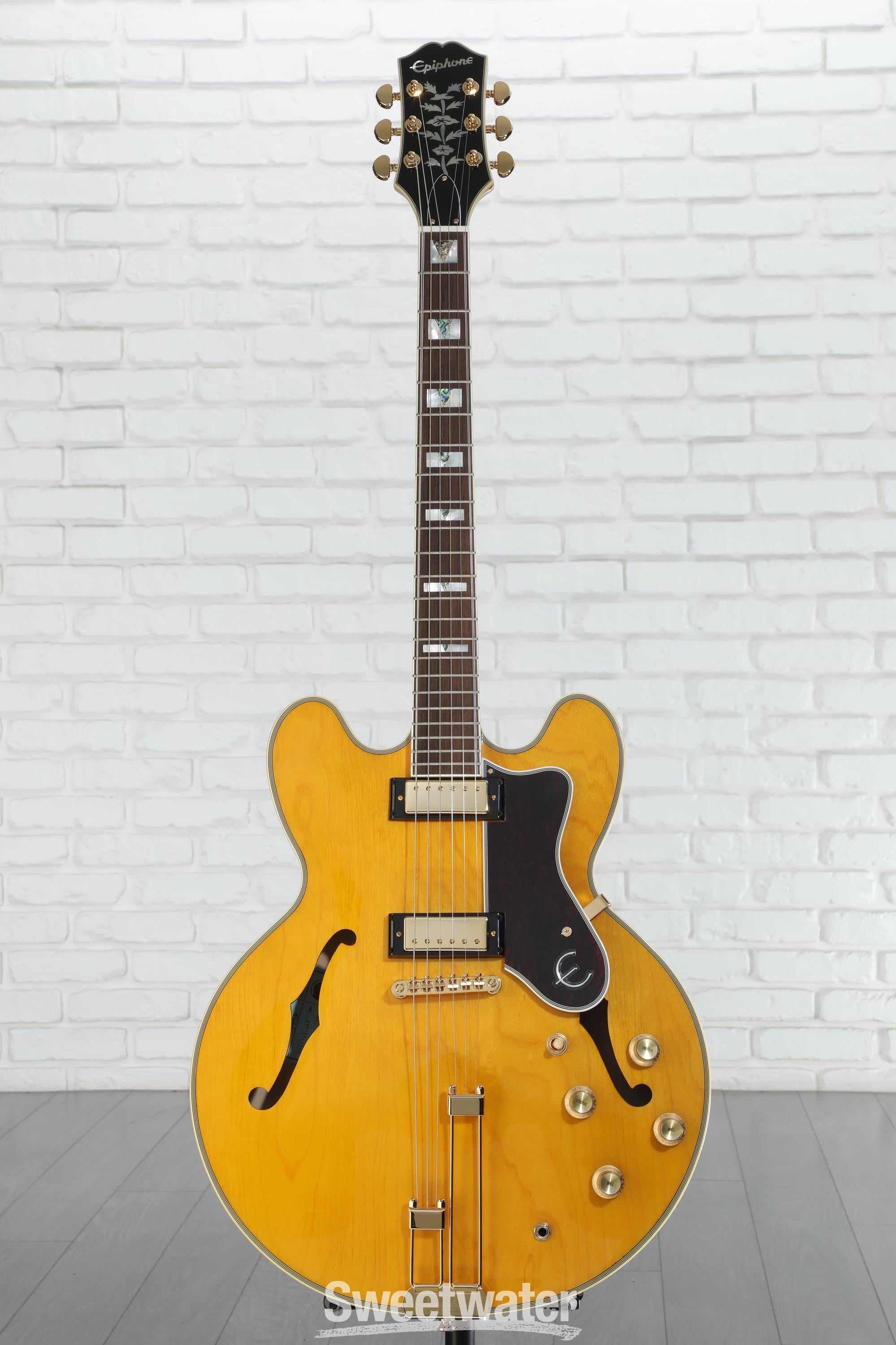 ギター Epiphone Sheraton Epiphone Epiphone's Elegant, Versatile Tone Machine – Gibson