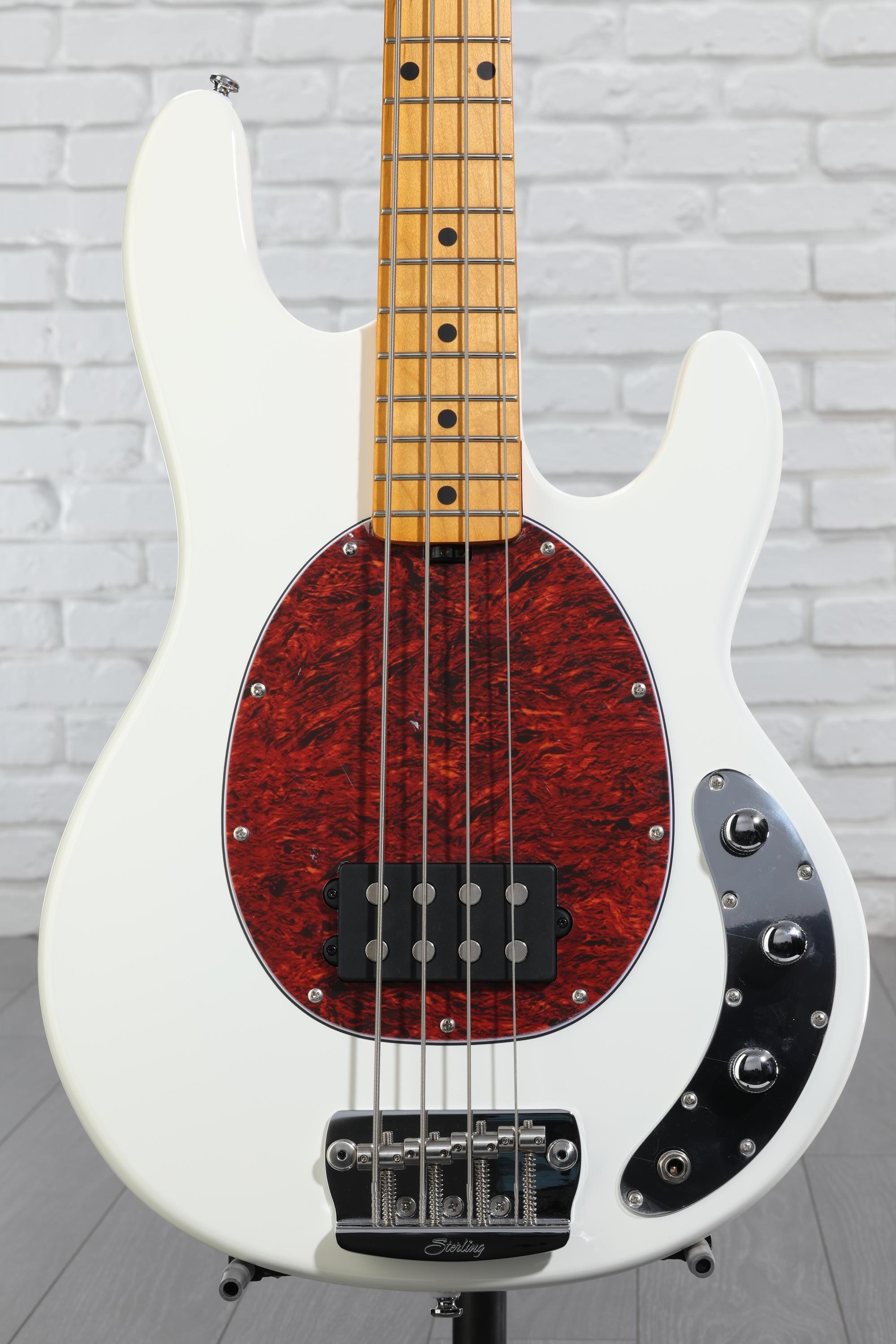 Stingray Classic RAY24CA | Basses | Sterling by Music Man