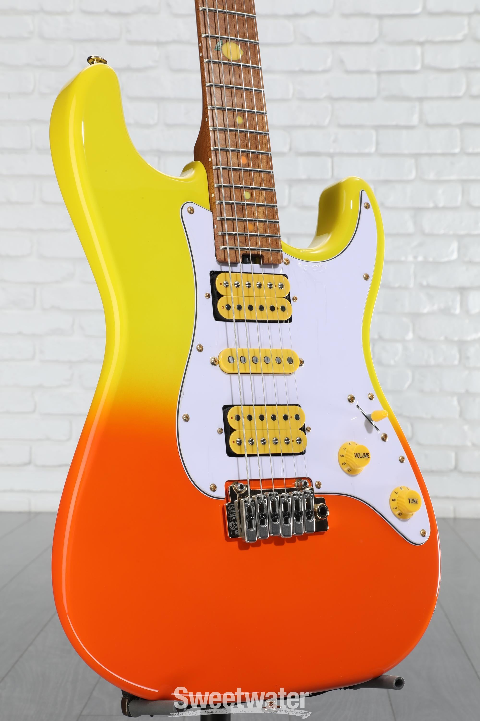 schecter-machine-gun-kelly-
