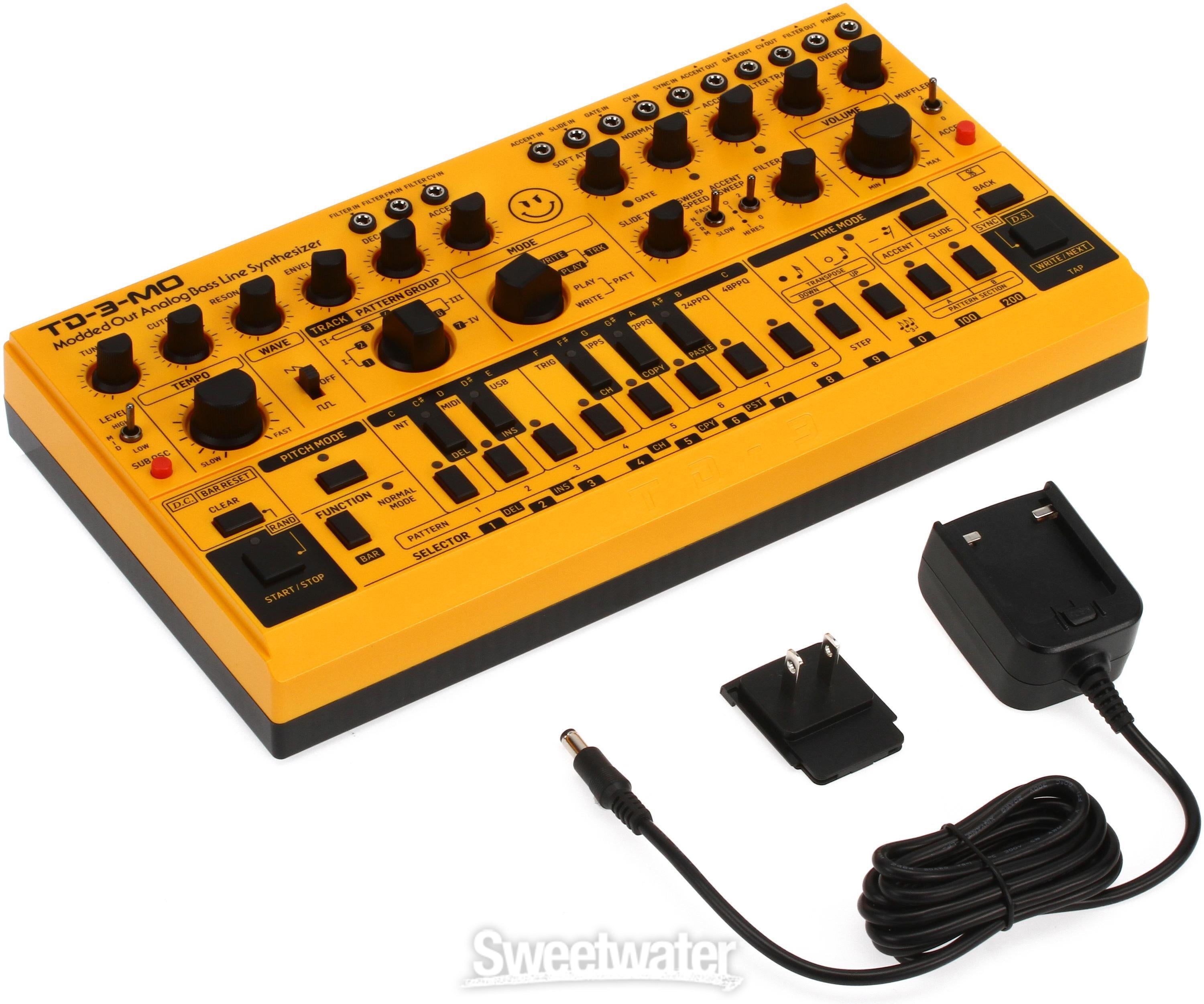 Behringer TD-3-MO-AM Analog Bass Line Synthesizer - Yellow 