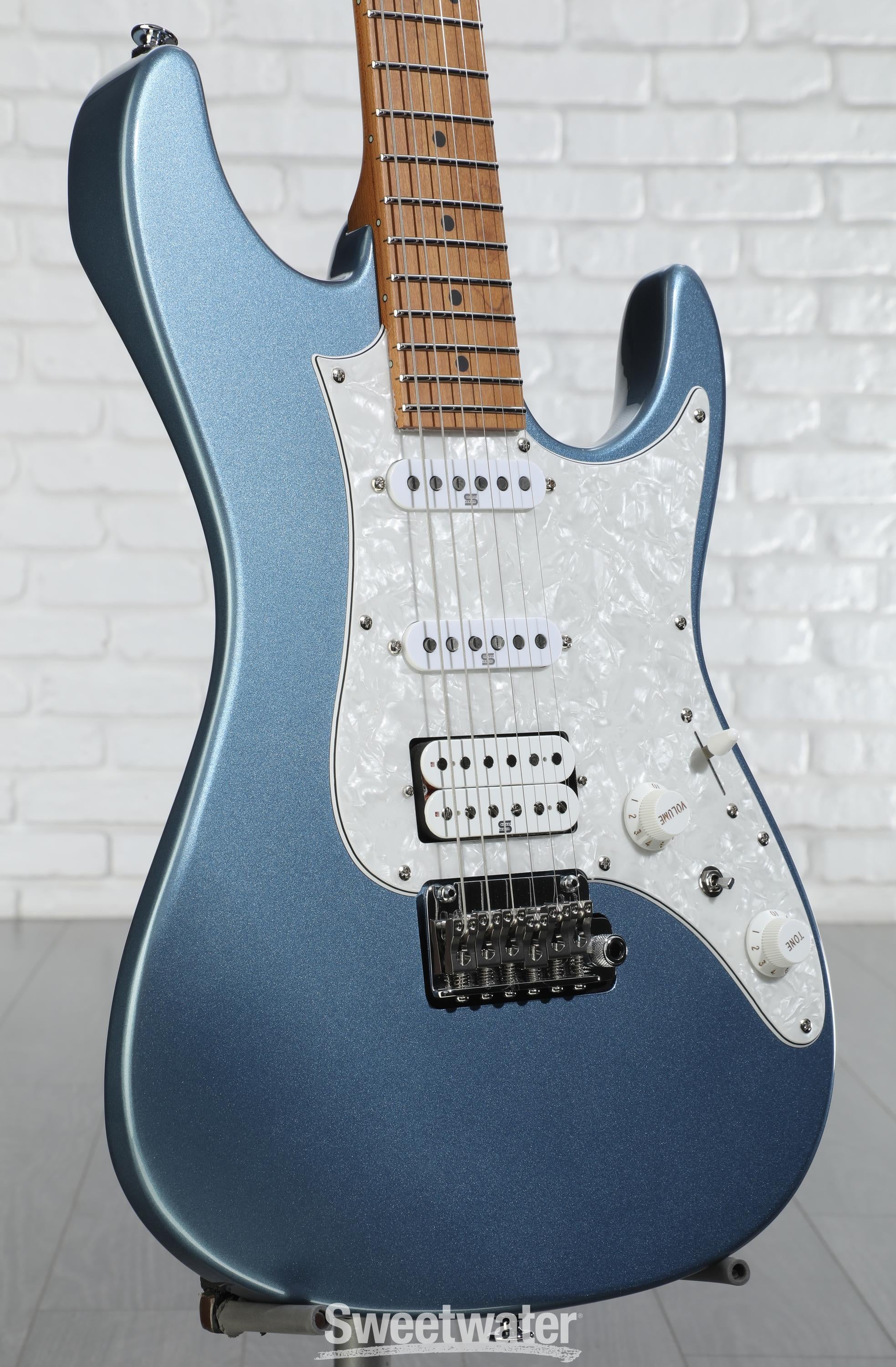 Ibanez Prestige AZ2204 Electric Guitar (2023) – Elderly